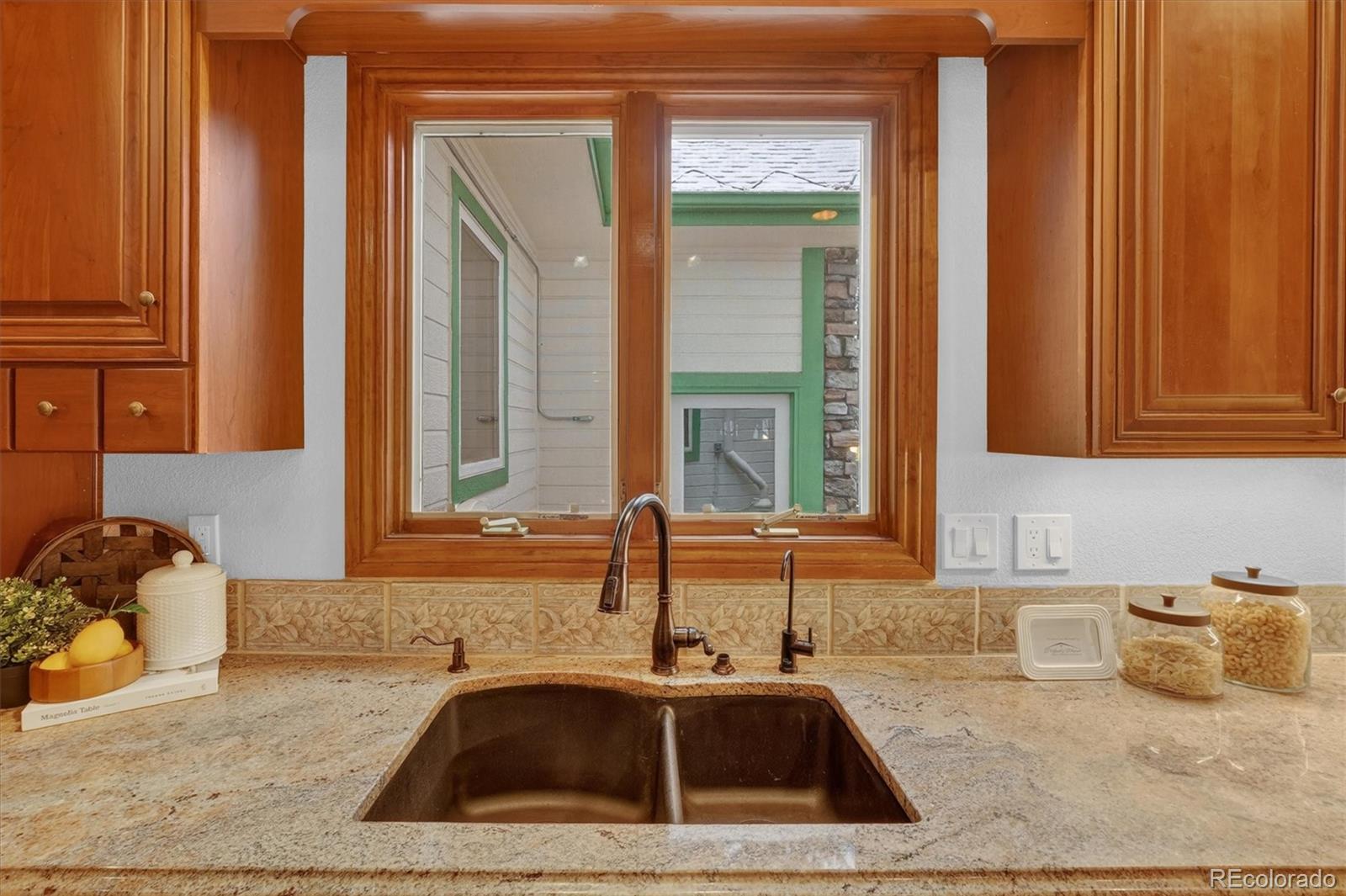 MLS Image #15 for 916  tenderfoot drive,larkspur, Colorado