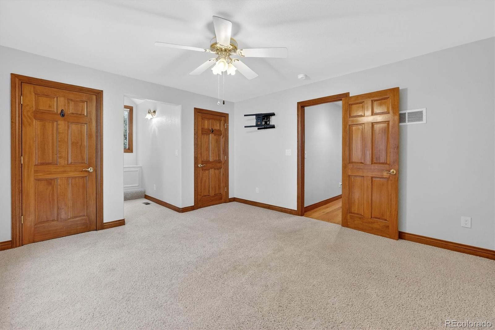 MLS Image #36 for 916  tenderfoot drive,larkspur, Colorado