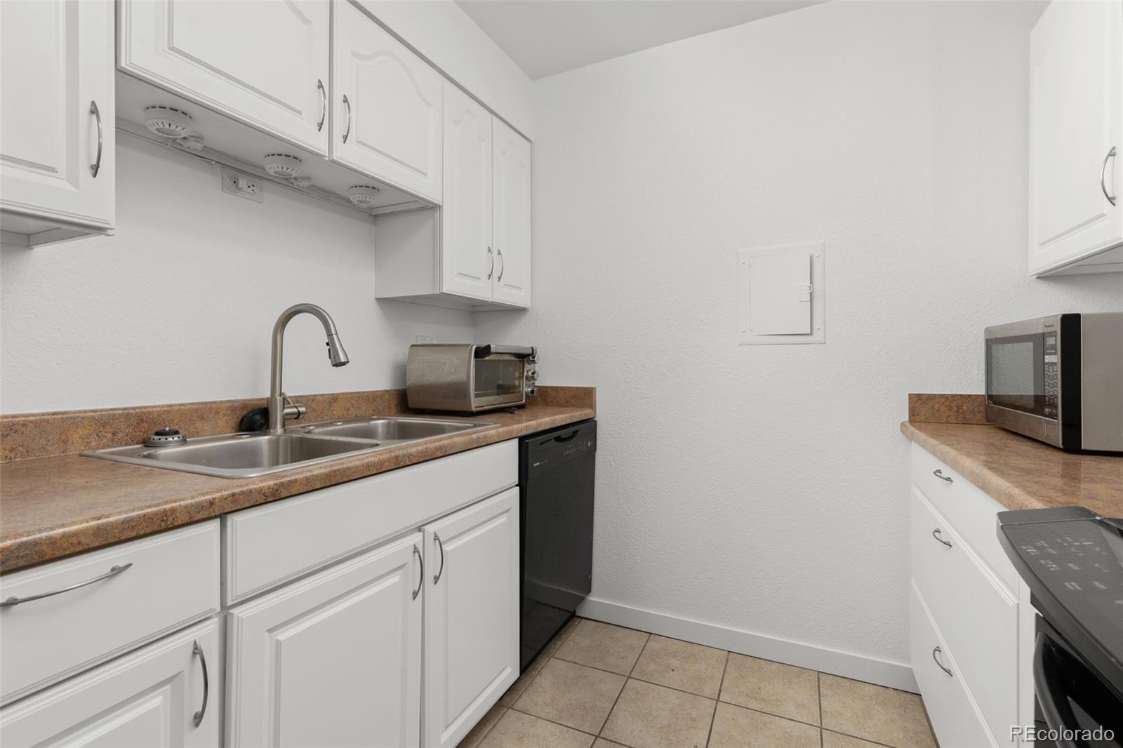 MLS Image #4 for 12180  huron street,denver, Colorado