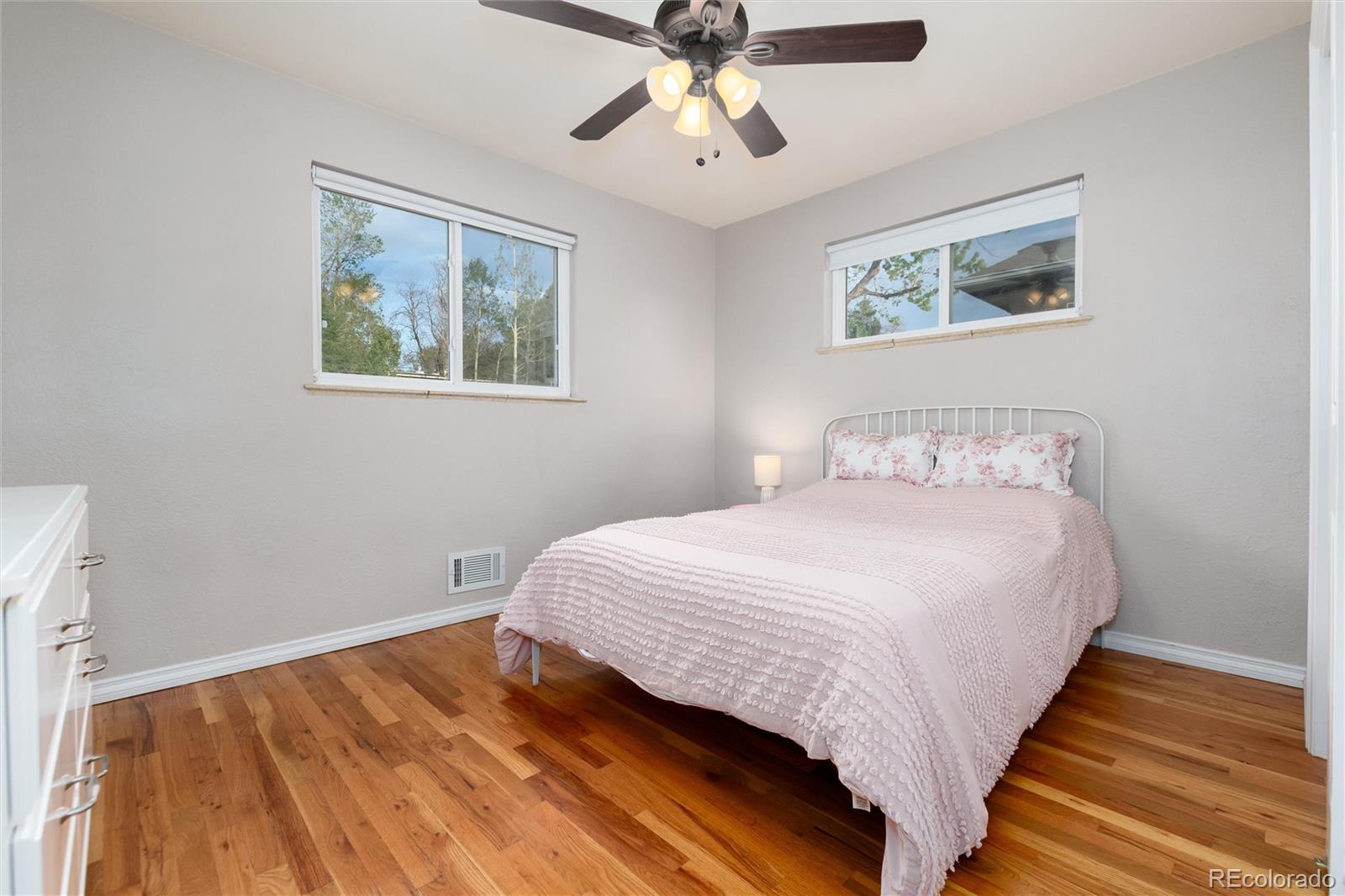 MLS Image #18 for 4811 s kalamath street,englewood, Colorado
