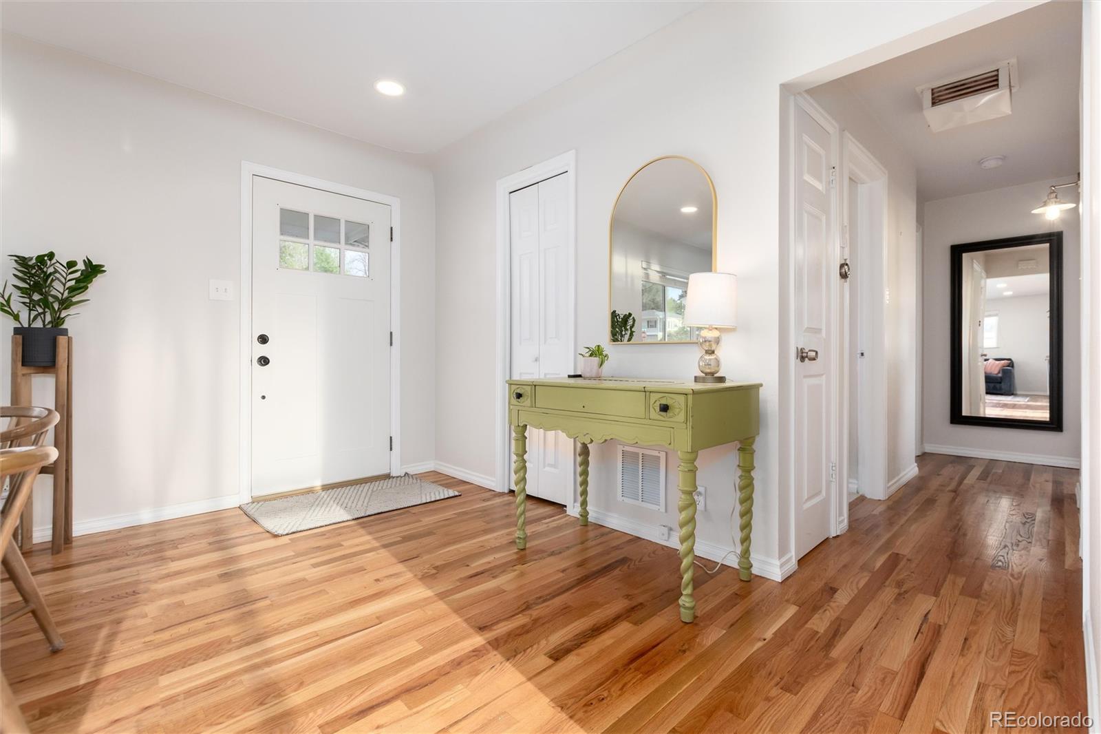 MLS Image #6 for 4811 s kalamath street,englewood, Colorado