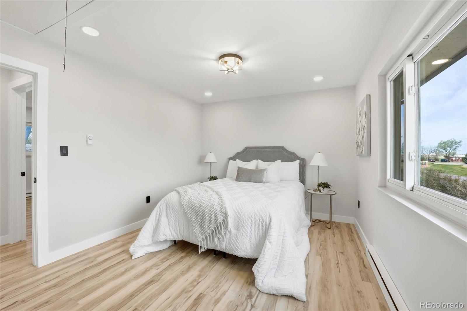 MLS Image #11 for 56352  sunset avenue,strasburg, Colorado