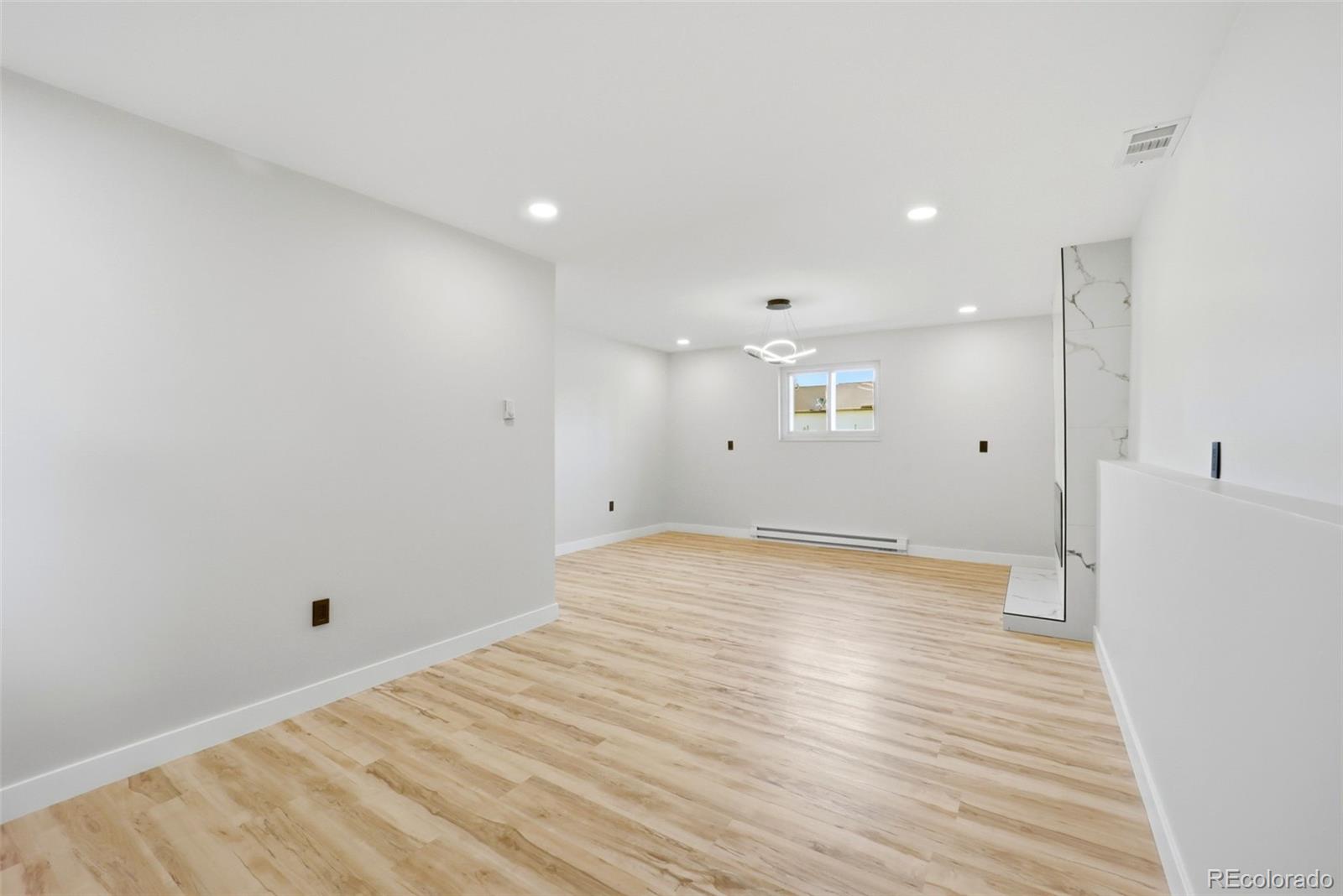 MLS Image #21 for 56352  sunset avenue,strasburg, Colorado