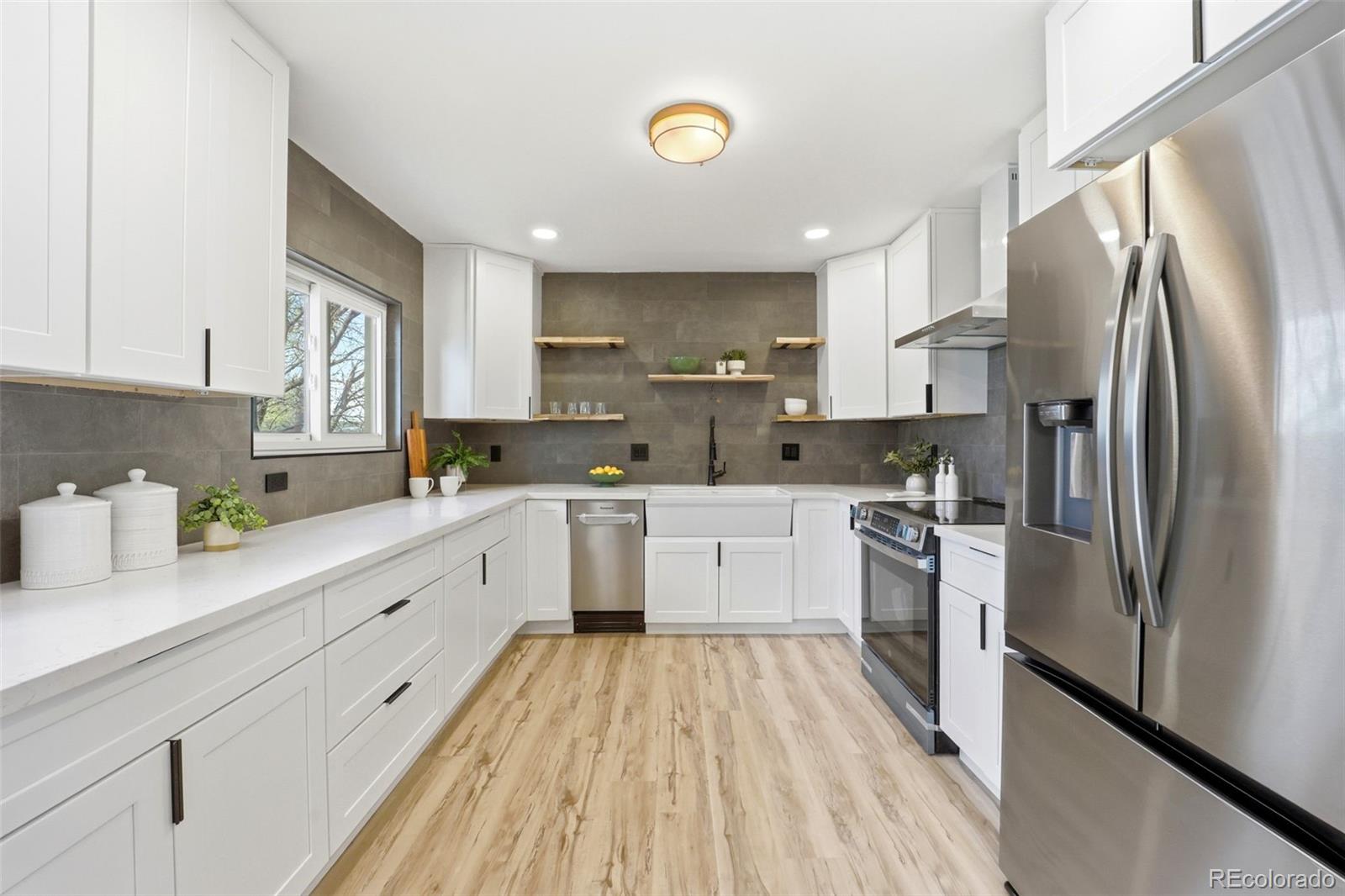 MLS Image #6 for 56352  sunset avenue,strasburg, Colorado