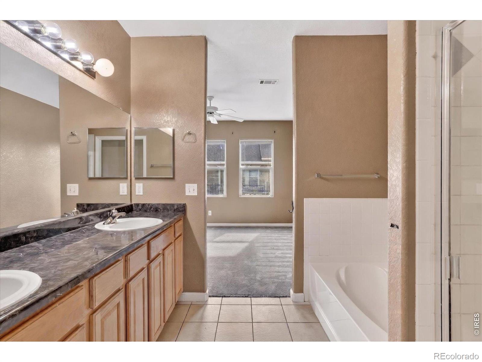MLS Image #23 for 11250  florence street 15-b,commerce city, Colorado