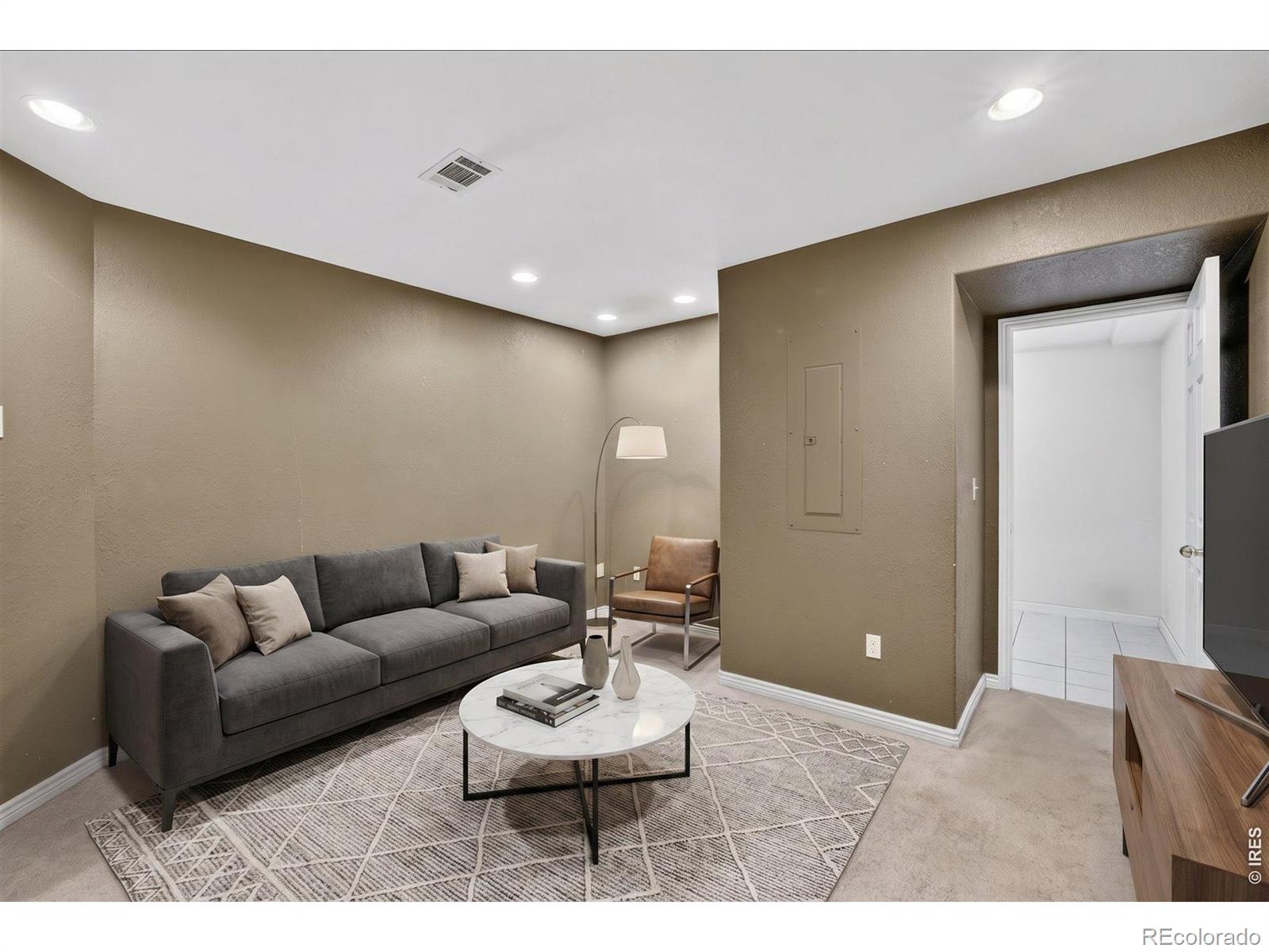 MLS Image #32 for 11250  florence street 15-b,commerce city, Colorado