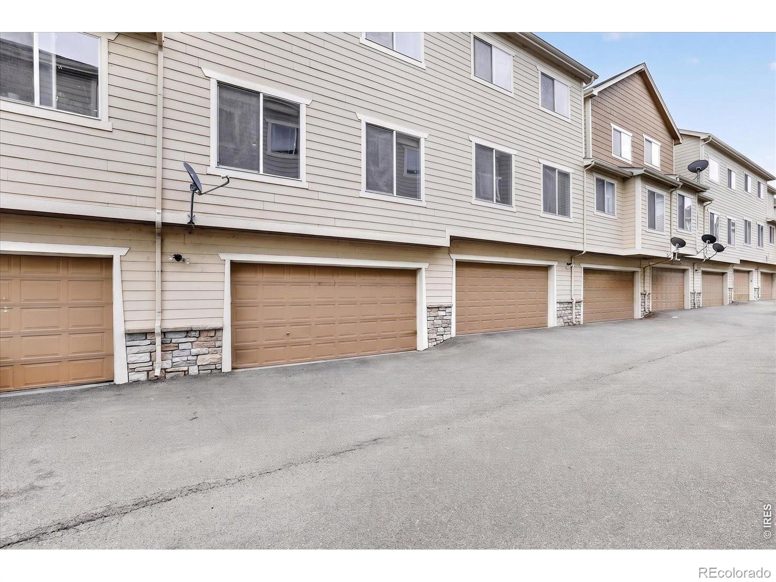 MLS Image #34 for 11250  florence street 15-b,commerce city, Colorado