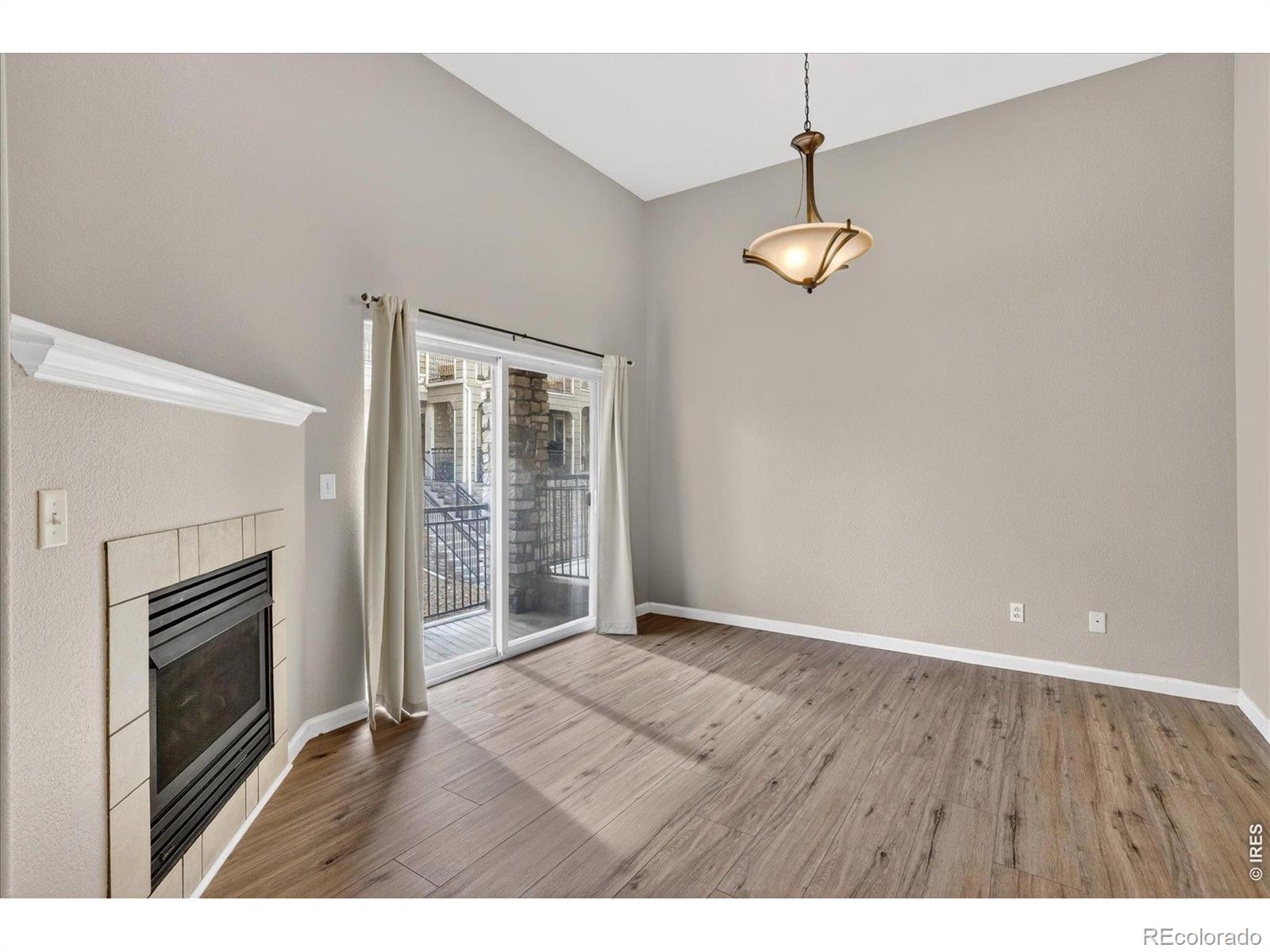 MLS Image #9 for 11250  florence street 15-b,commerce city, Colorado