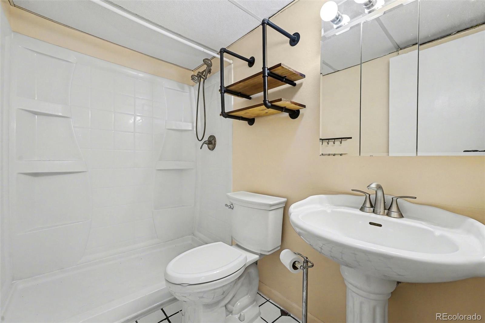 MLS Image #25 for 2150 s vaughn way,aurora, Colorado