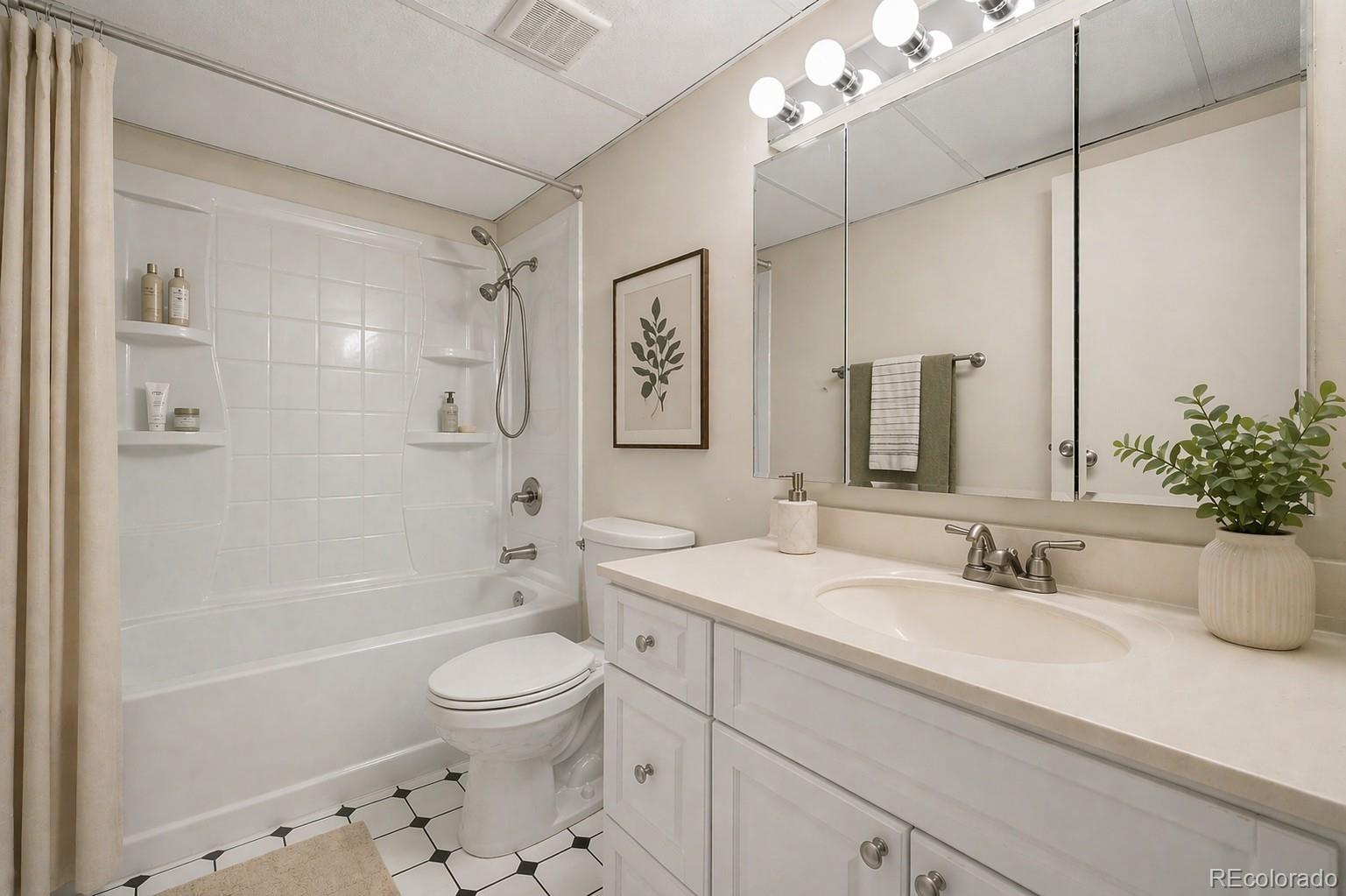 MLS Image #7 for 2150 s vaughn way,aurora, Colorado