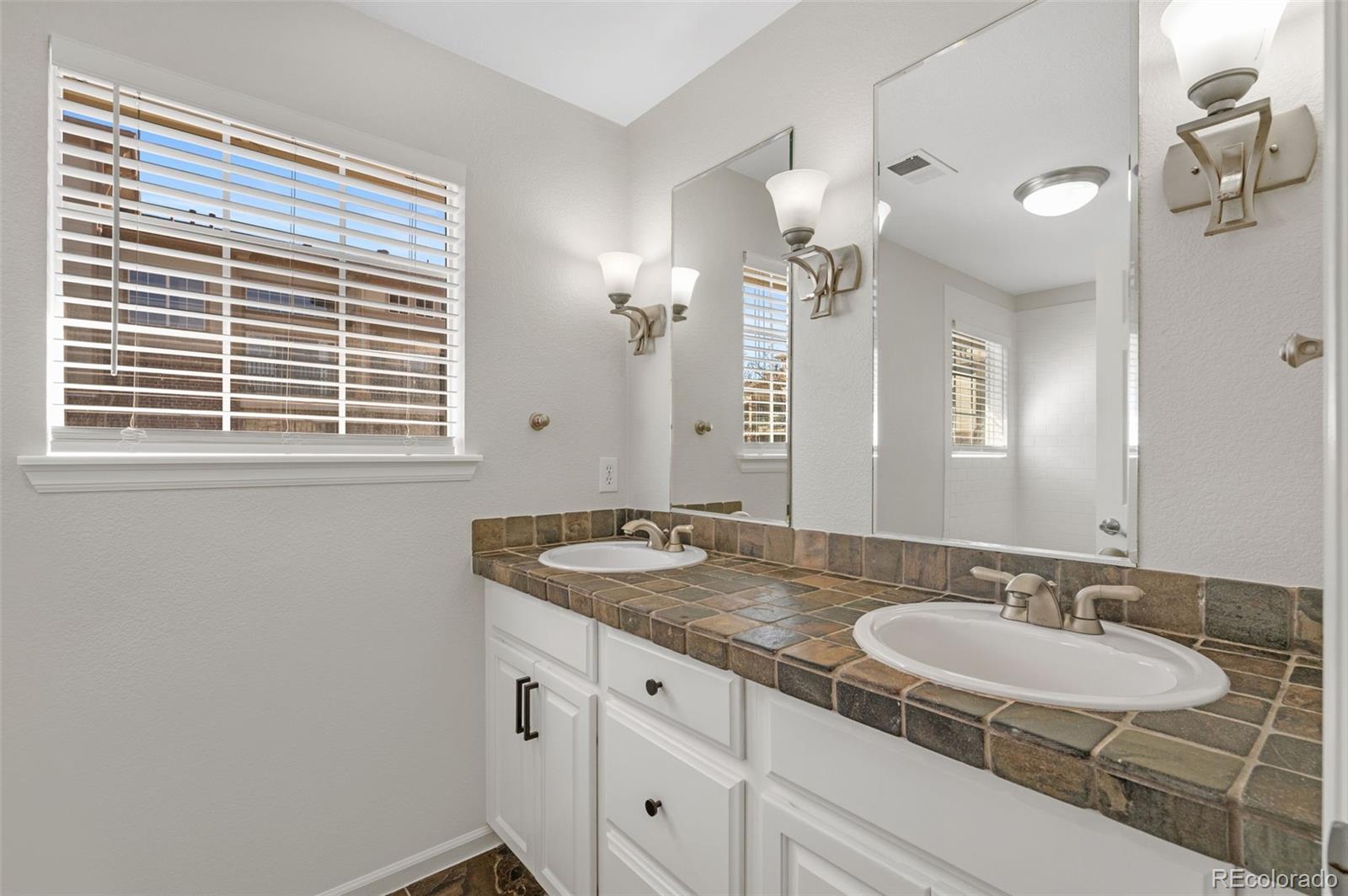 MLS Image #12 for 3884 s dallas circle 202,aurora, Colorado