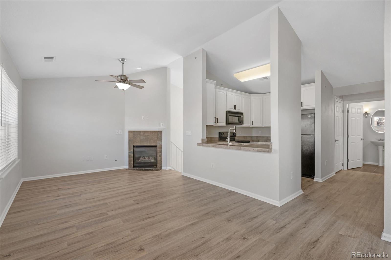 MLS Image #2 for 3884 s dallas circle 202,aurora, Colorado