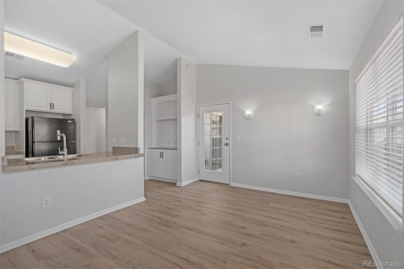 MLS Image #3 for 3884 s dallas circle 202,aurora, Colorado
