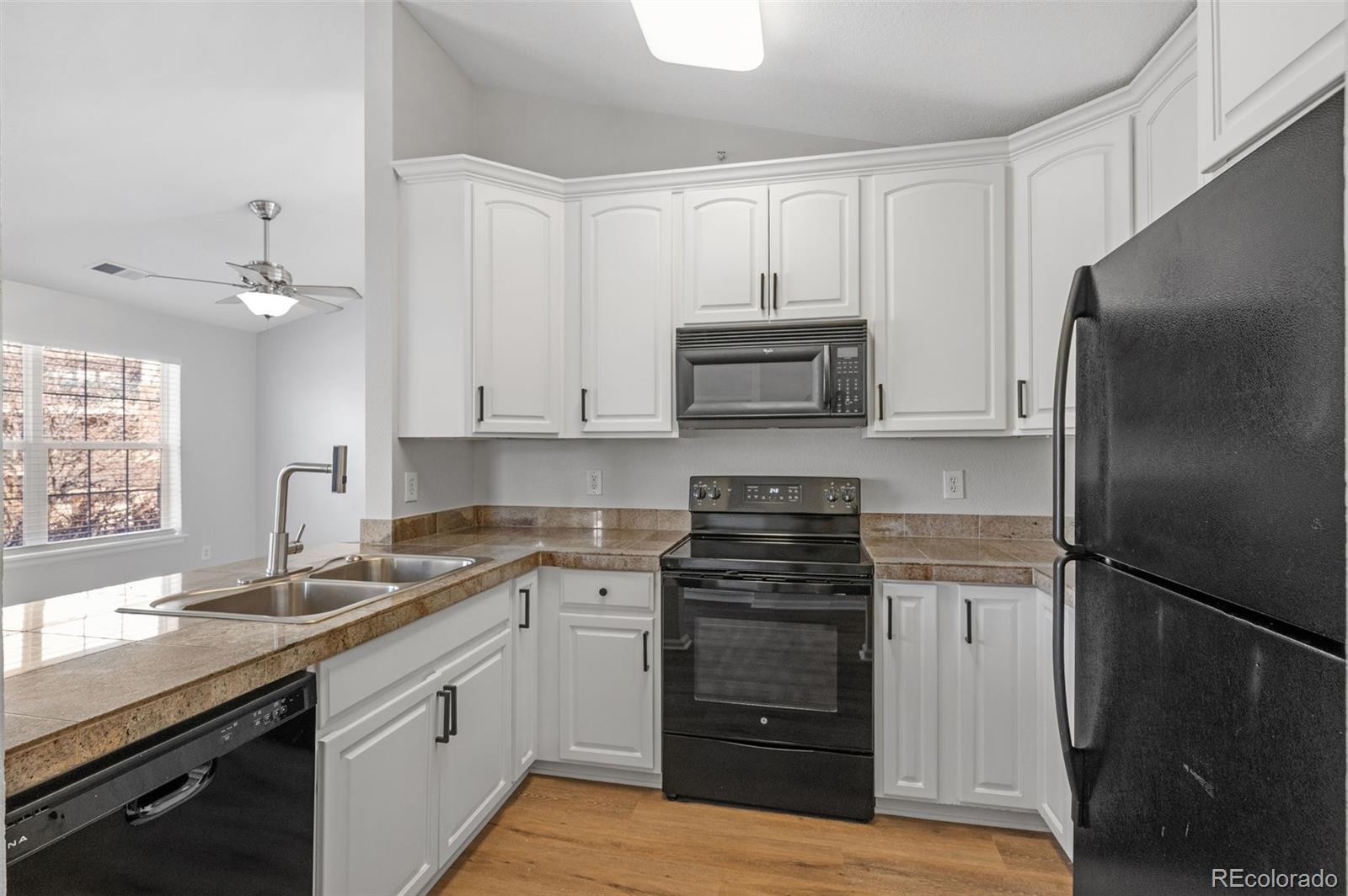 MLS Image #6 for 3884 s dallas circle 202,aurora, Colorado