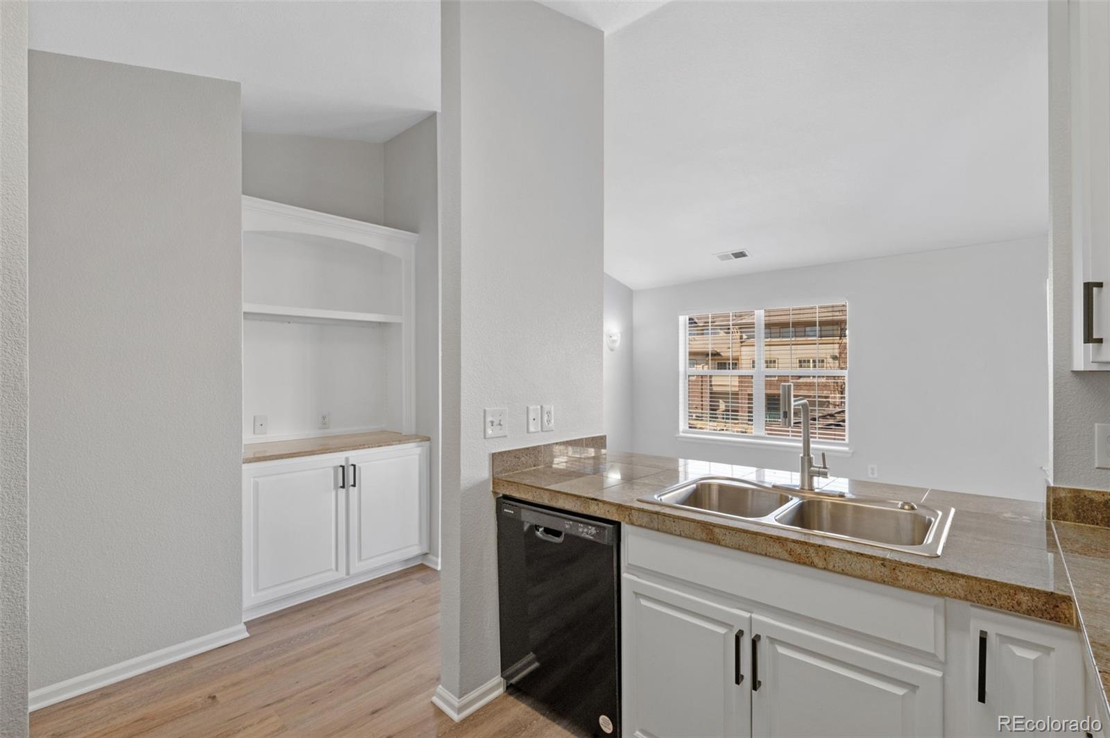 MLS Image #7 for 3884 s dallas circle 202,aurora, Colorado