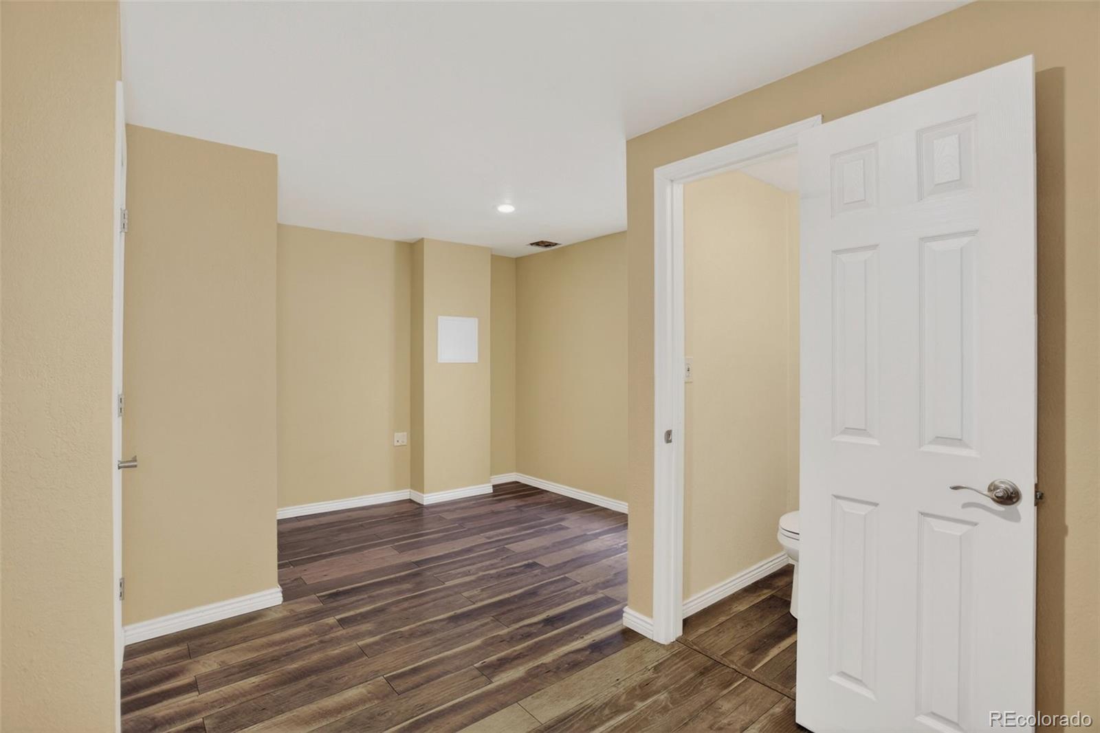 MLS Image #31 for 8237 s ogden circle,littleton, Colorado