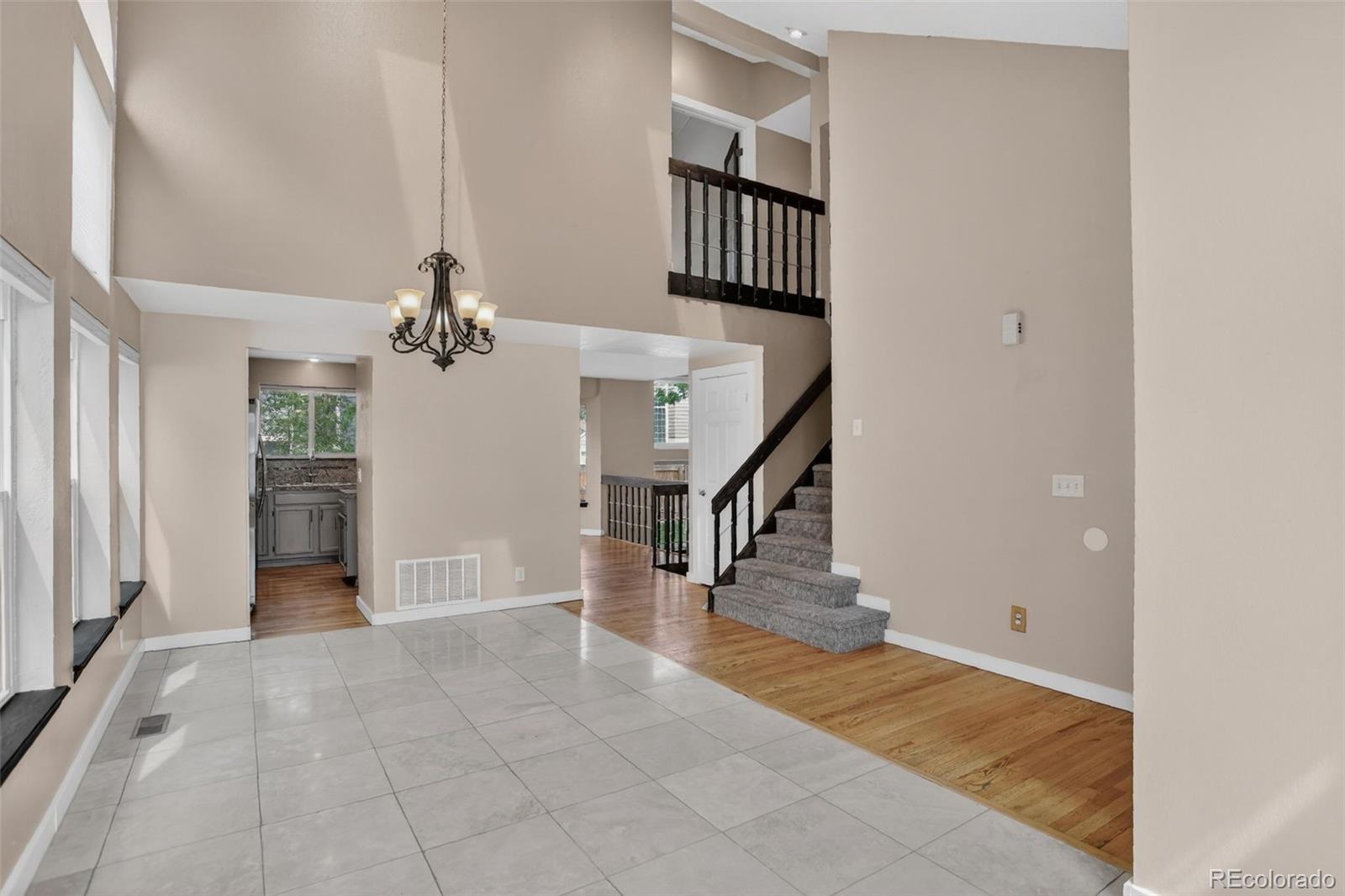 MLS Image #4 for 8237 s ogden circle,littleton, Colorado