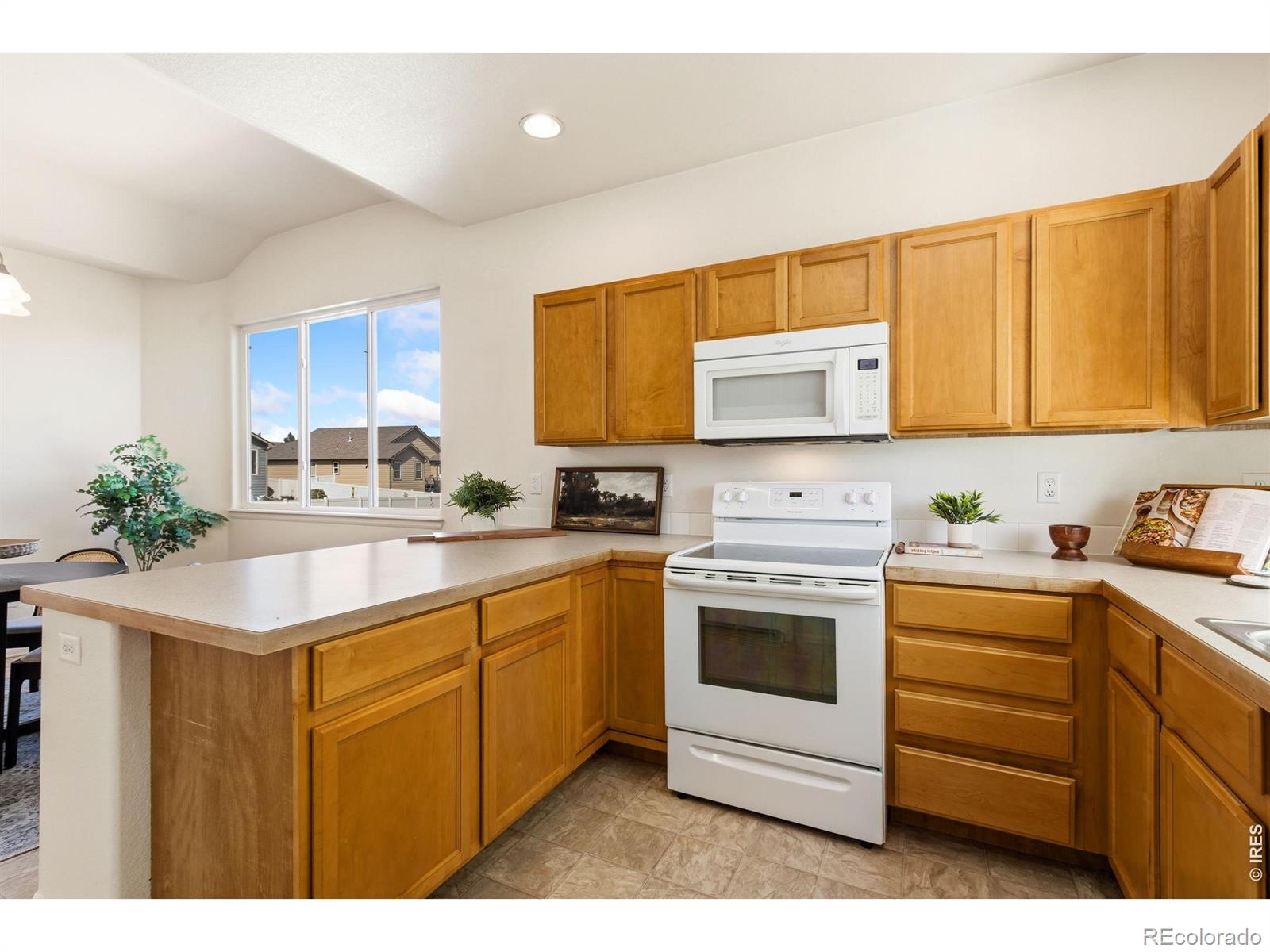 MLS Image #3 for 3389  hackberry lane,johnstown, Colorado
