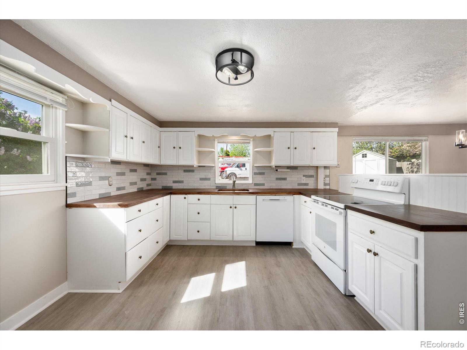 MLS Image #17 for 103 e 12th street,loveland, Colorado