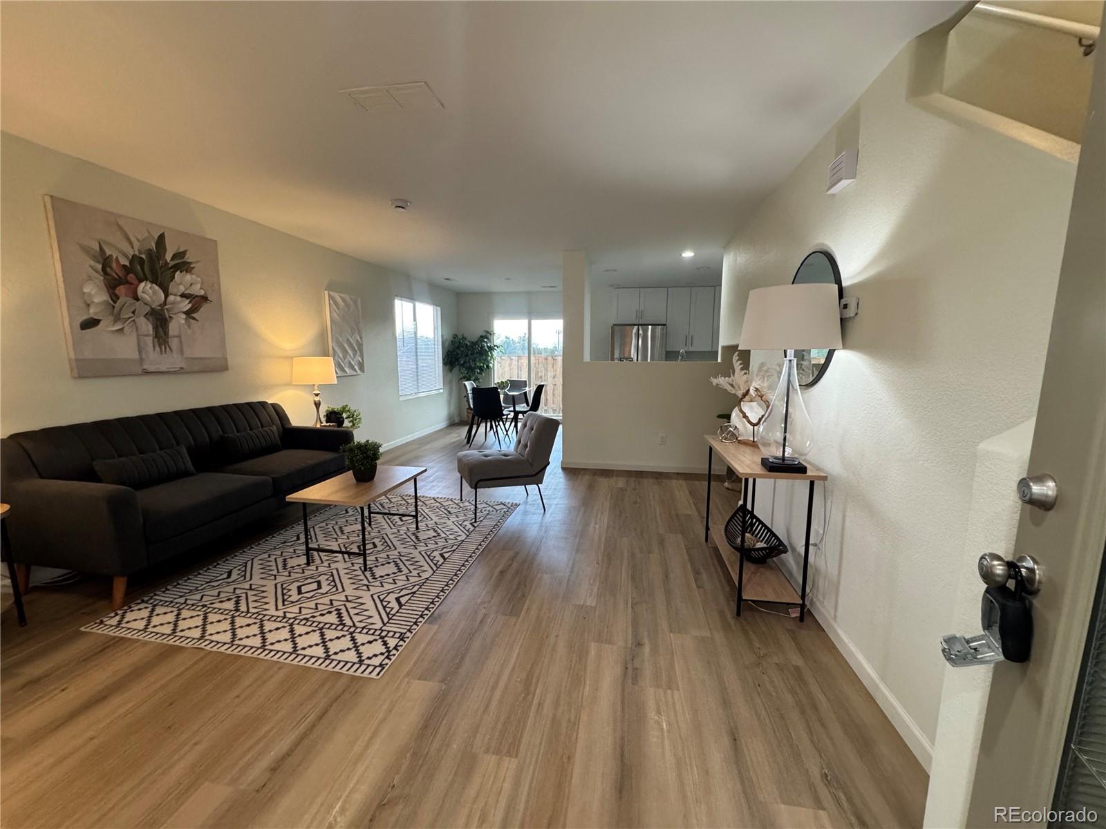 MLS Image #20 for 4301 w kenyon avenue,denver, Colorado
