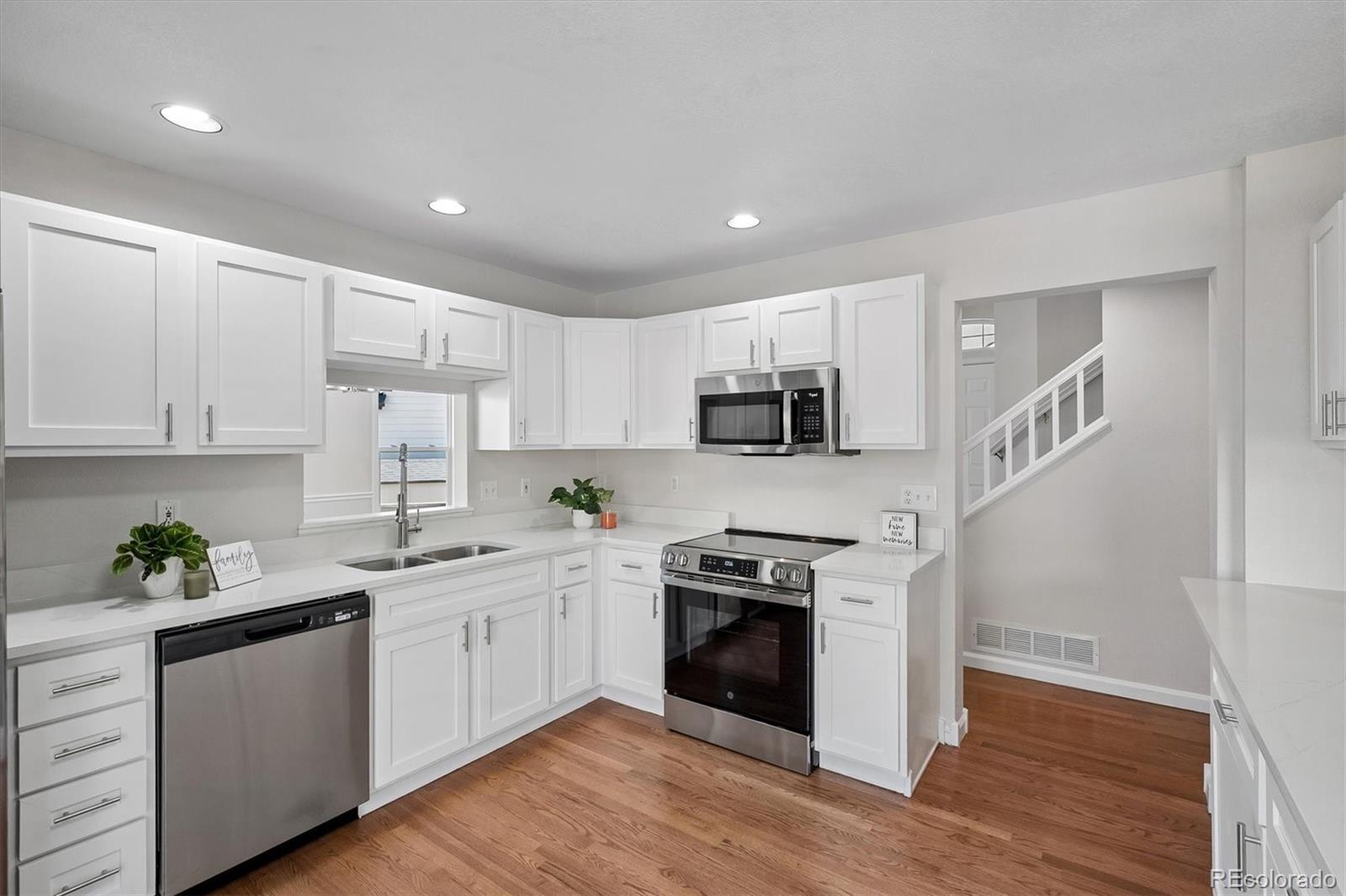 MLS Image #5 for 8655  cresthill lane,highlands ranch, Colorado