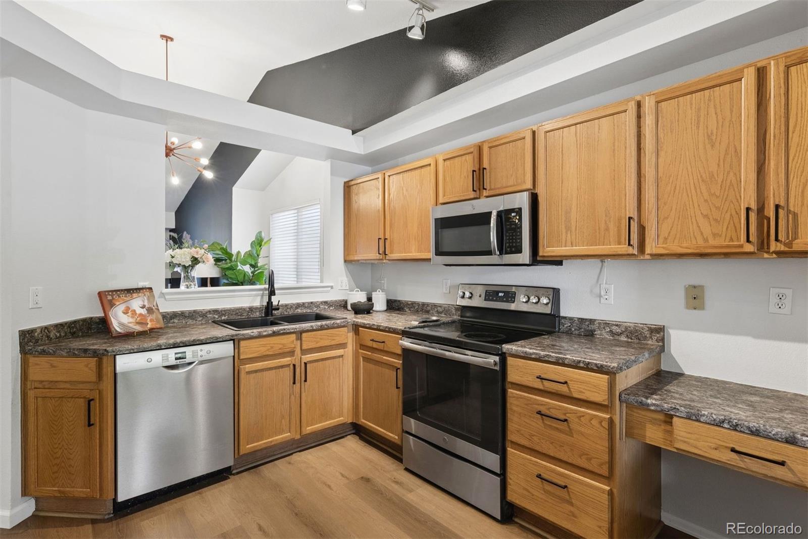 MLS Image #4 for 865 w 96th avenue,thornton, Colorado
