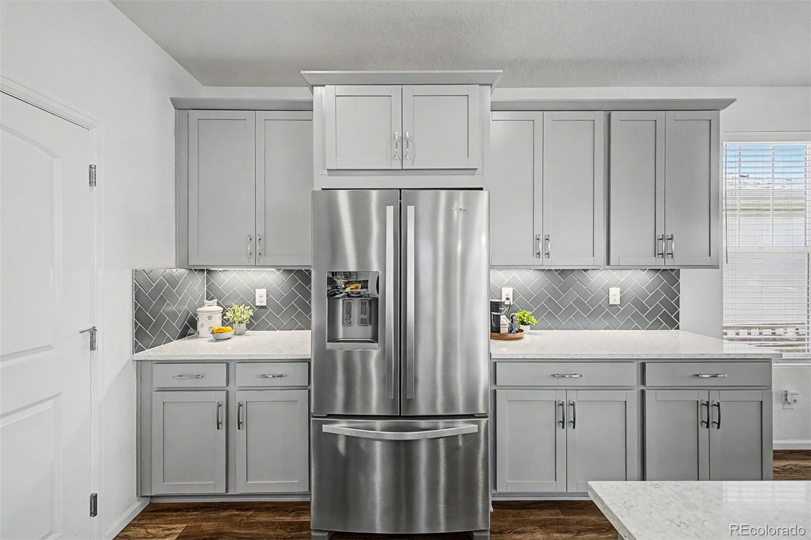 MLS Image #11 for 21300 e 61st avenue,aurora, Colorado