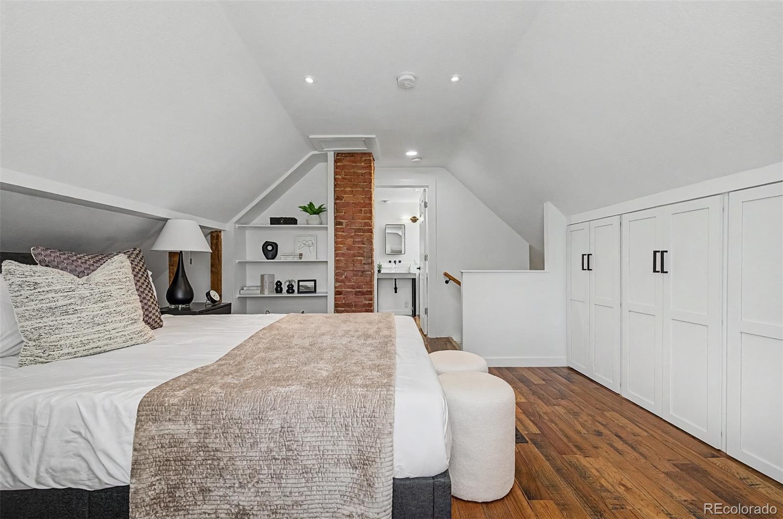 MLS Image #16 for 2600 n vine street,denver, Colorado