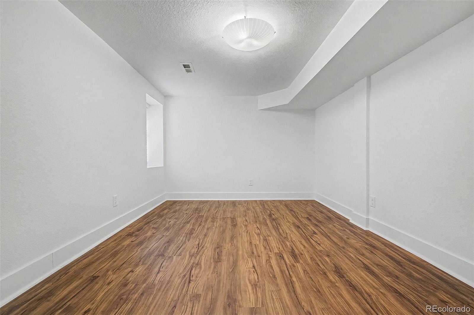 MLS Image #31 for 2600 n vine street,denver, Colorado