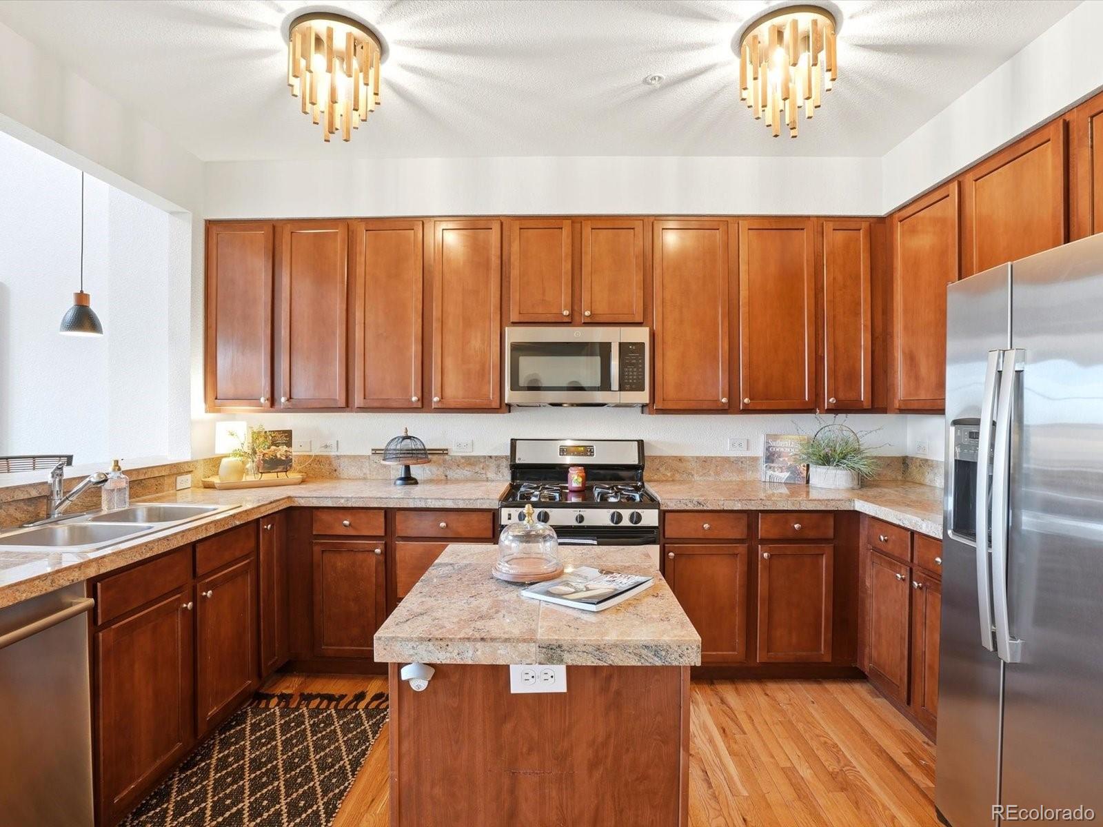 MLS Image #18 for 1699 n downing street,denver, Colorado