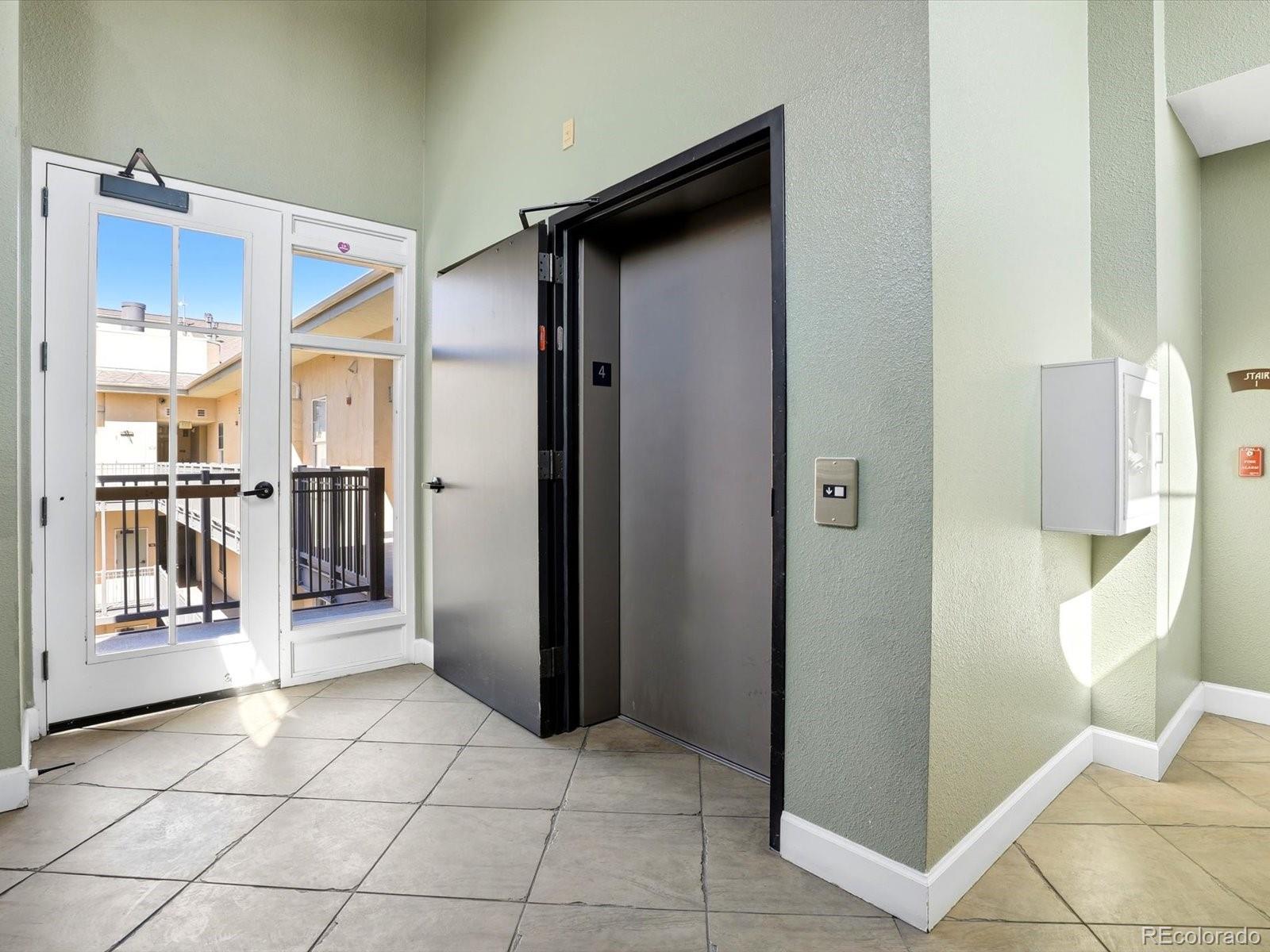 MLS Image #7 for 1699 n downing street,denver, Colorado