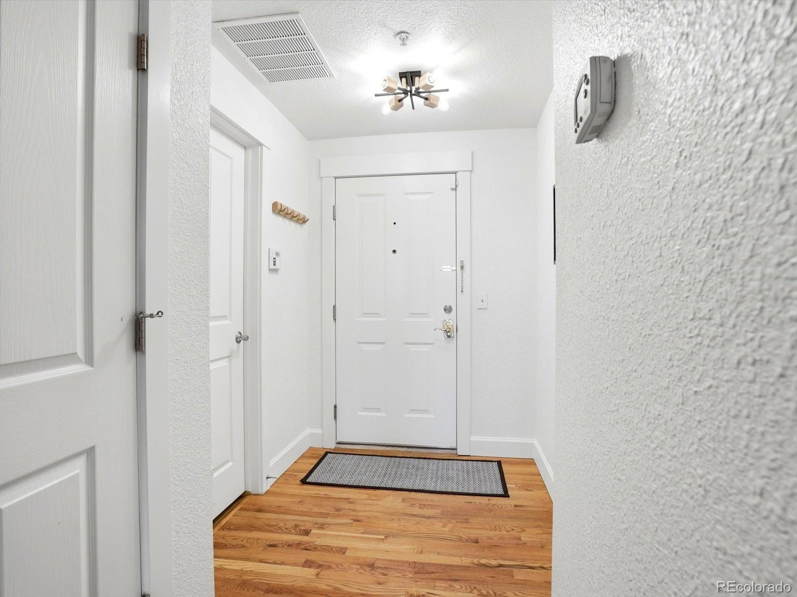 MLS Image #9 for 1699 n downing street,denver, Colorado