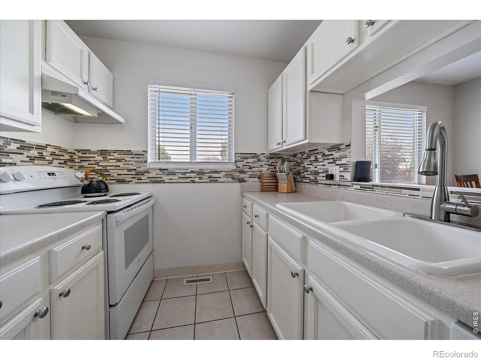 MLS Image #3 for 8798  chase drive 4,arvada, Colorado