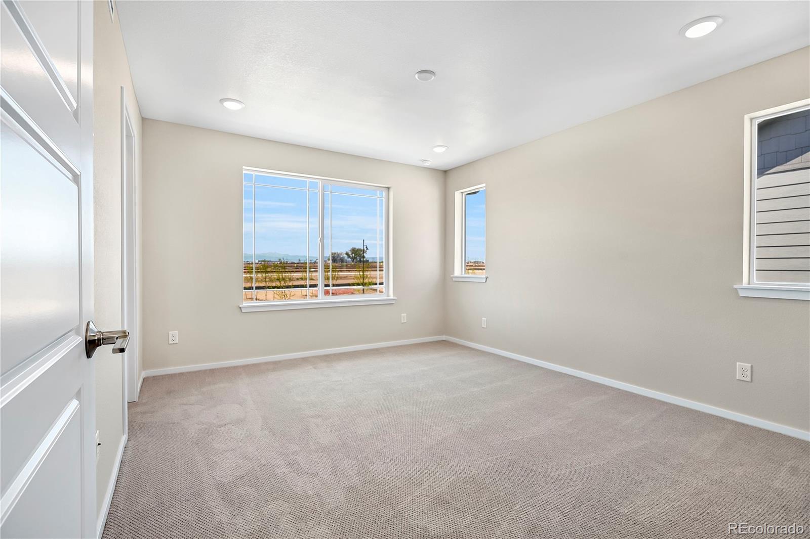 MLS Image #13 for 13196  barefoot lakes parkway,firestone, Colorado