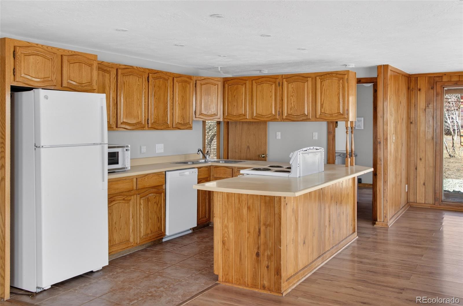 MLS Image #11 for 34425  county rd 14.5 ,blanca, Colorado