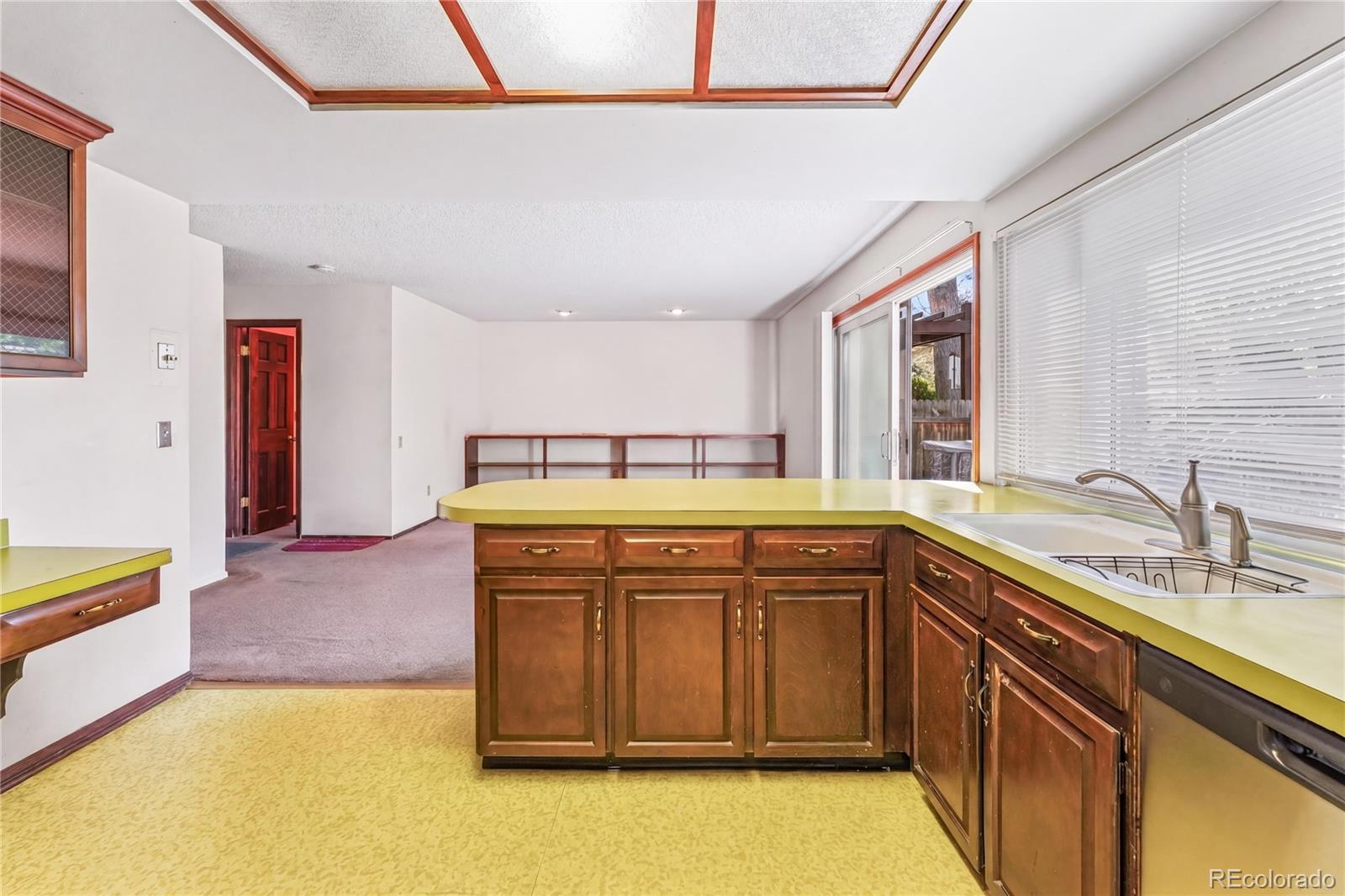 MLS Image #11 for 12414 e amherst circle,aurora, Colorado