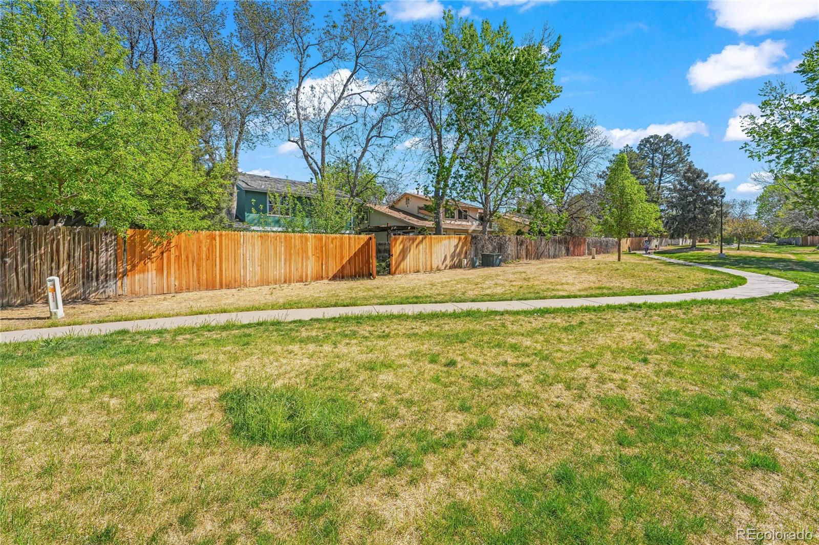 MLS Image #32 for 12414 e amherst circle,aurora, Colorado