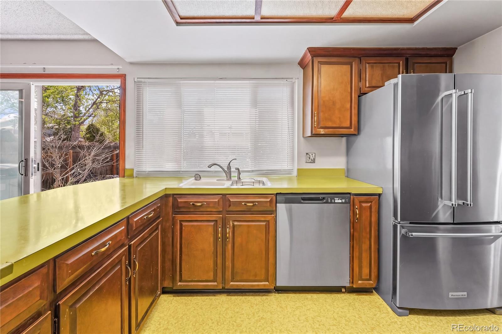 MLS Image #9 for 12414 e amherst circle,aurora, Colorado