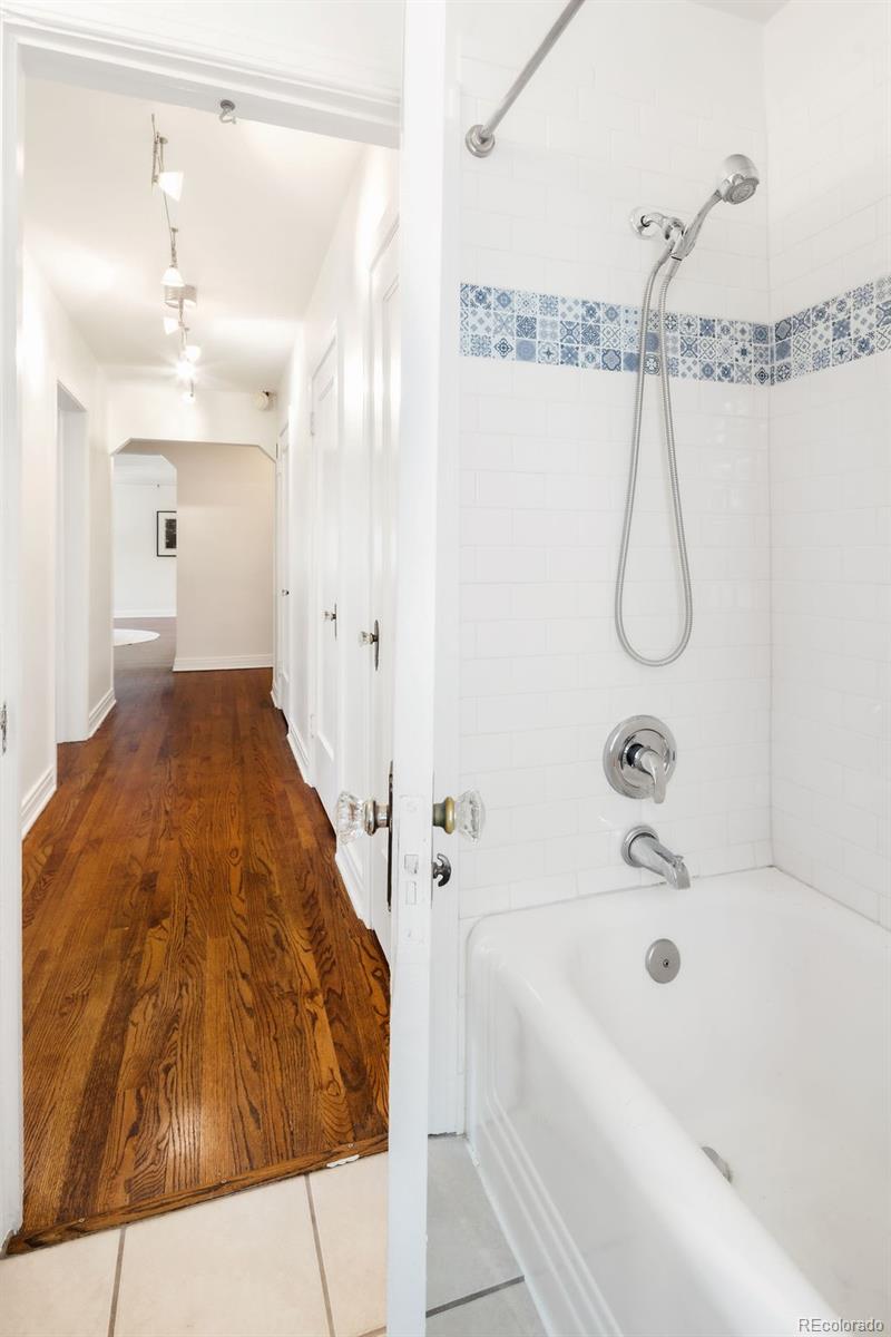 MLS Image #31 for 1029 n pennsylvania street 2e,denver, Colorado