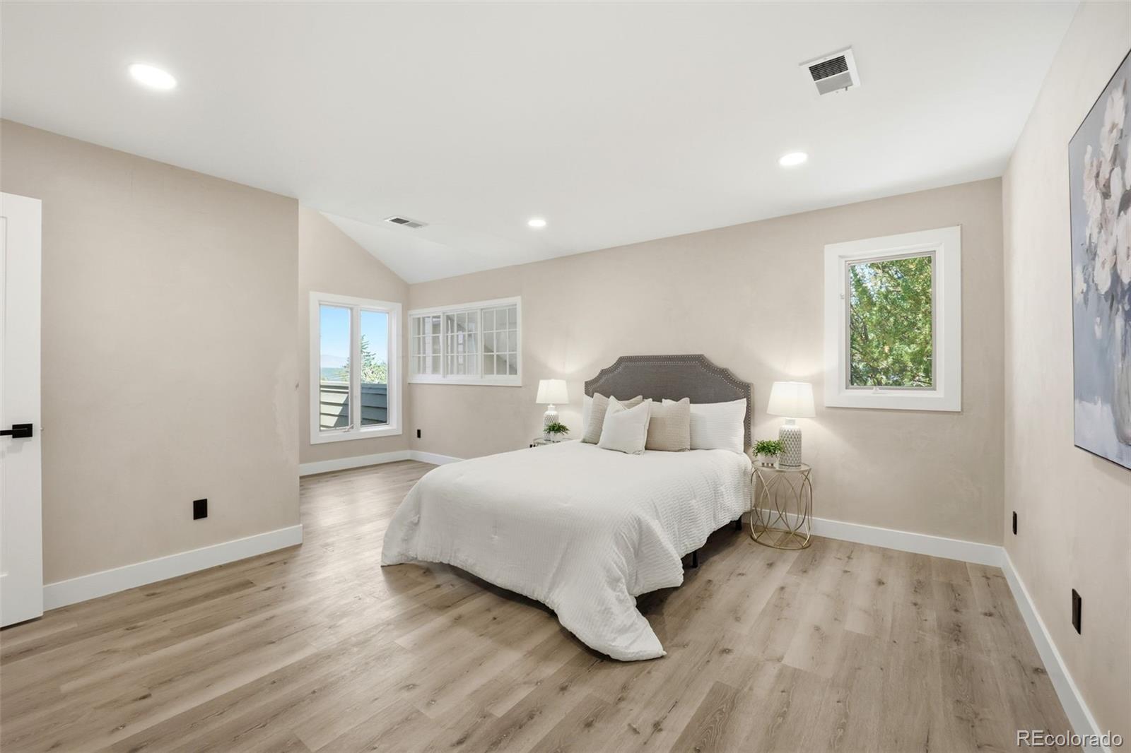 MLS Image #13 for 1581 w briarwood avenue,littleton, Colorado