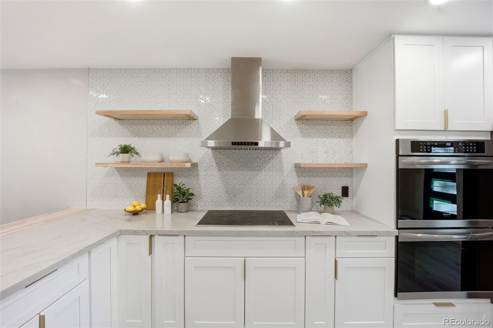 MLS Image #2 for 1581 w briarwood avenue,littleton, Colorado