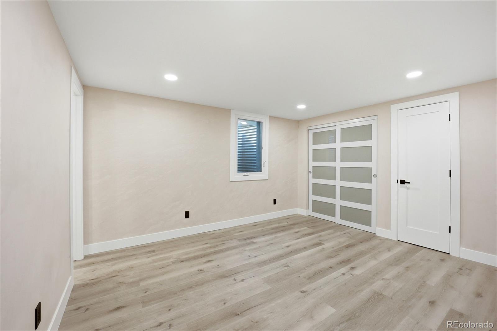 MLS Image #22 for 1581 w briarwood avenue,littleton, Colorado
