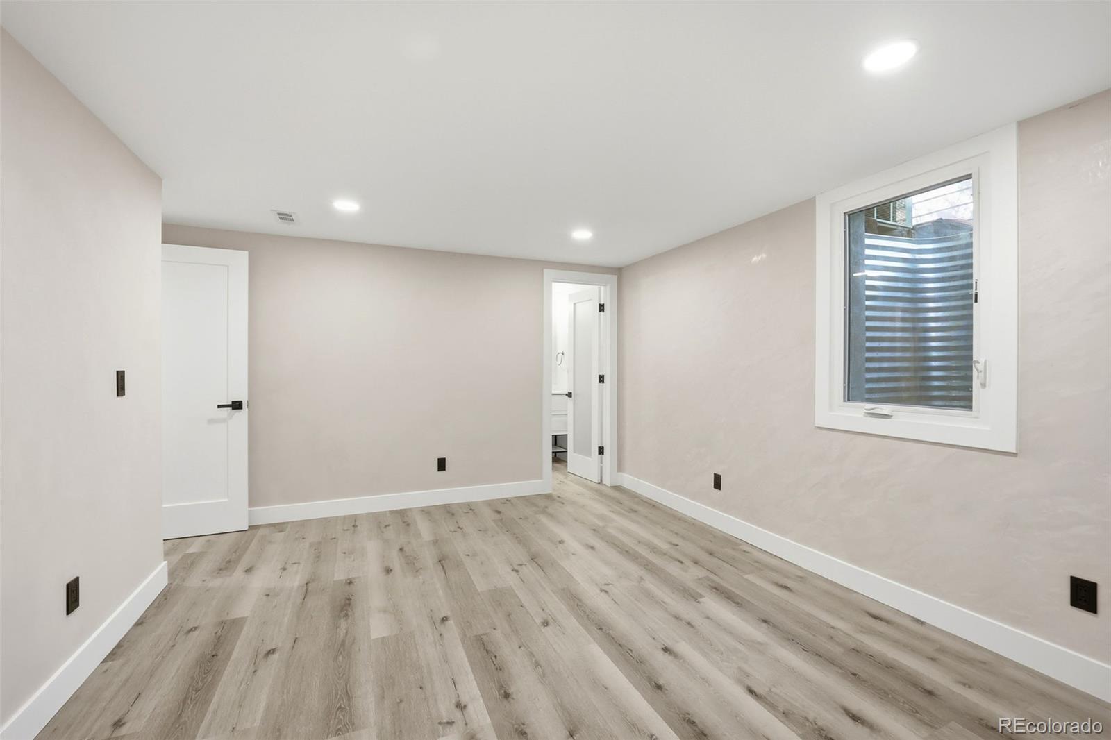 MLS Image #23 for 1581 w briarwood avenue,littleton, Colorado