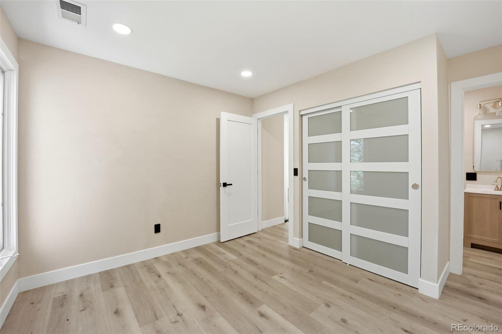 MLS Image #28 for 1581 w briarwood avenue,littleton, Colorado
