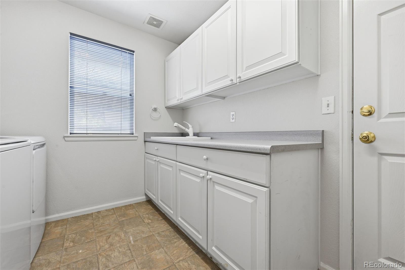 MLS Image #21 for 10062  glenstone circle,highlands ranch, Colorado