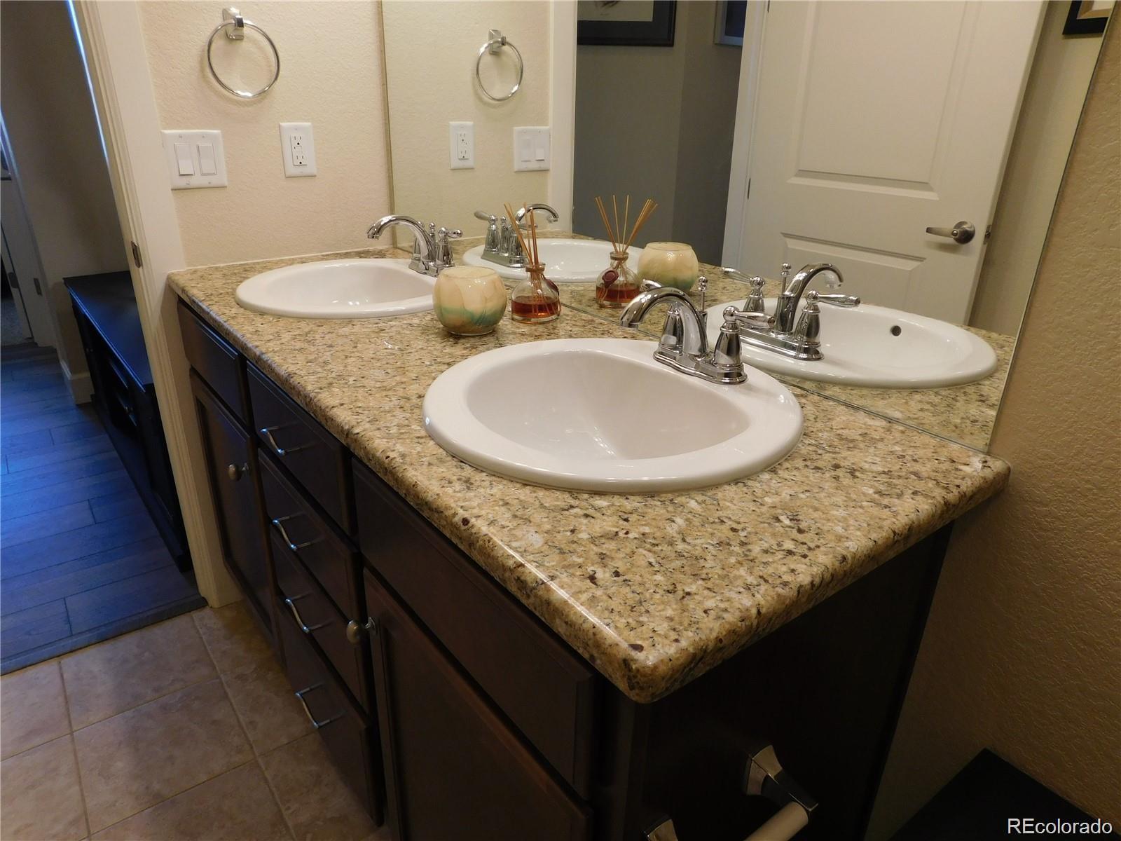 MLS Image #14 for 303  inverness way 307,englewood, Colorado