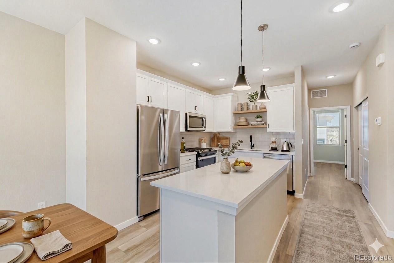 MLS Image #10 for 15343 w 68th loop,arvada, Colorado