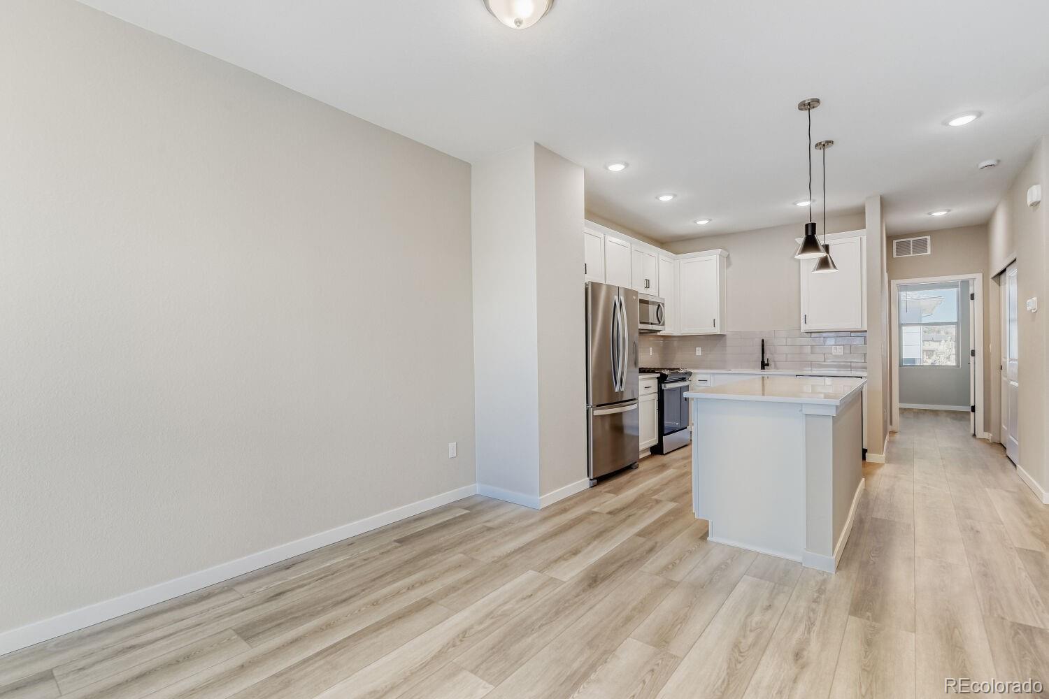 MLS Image #14 for 15343 w 68th loop,arvada, Colorado