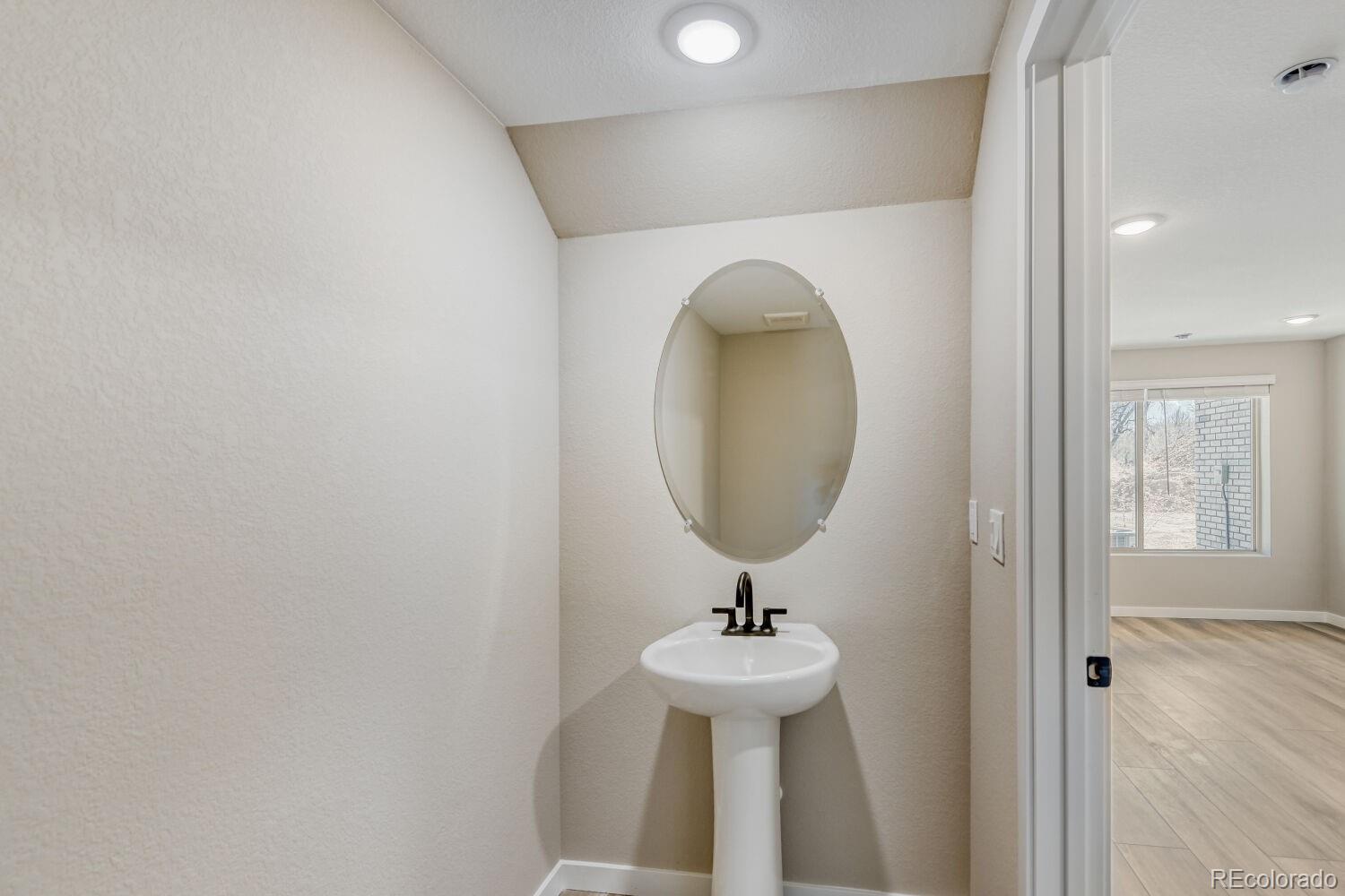 MLS Image #8 for 15343 w 68th loop,arvada, Colorado