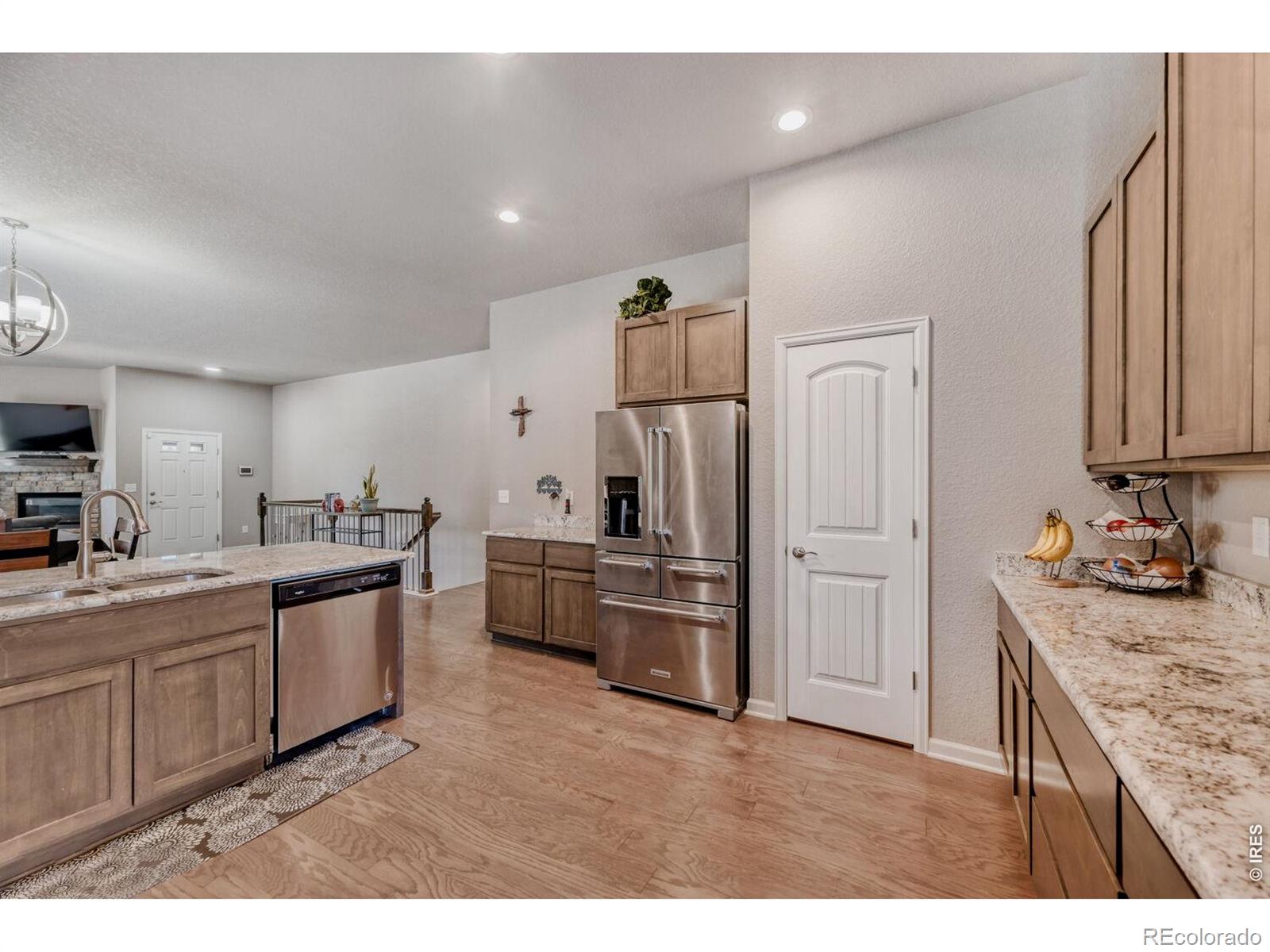 MLS Image #12 for 552  newton drive,loveland, Colorado